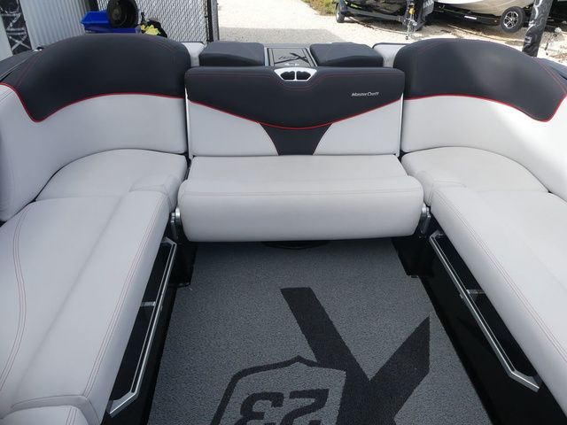 2017 MasterCraft X23 CUSTOM - 13
