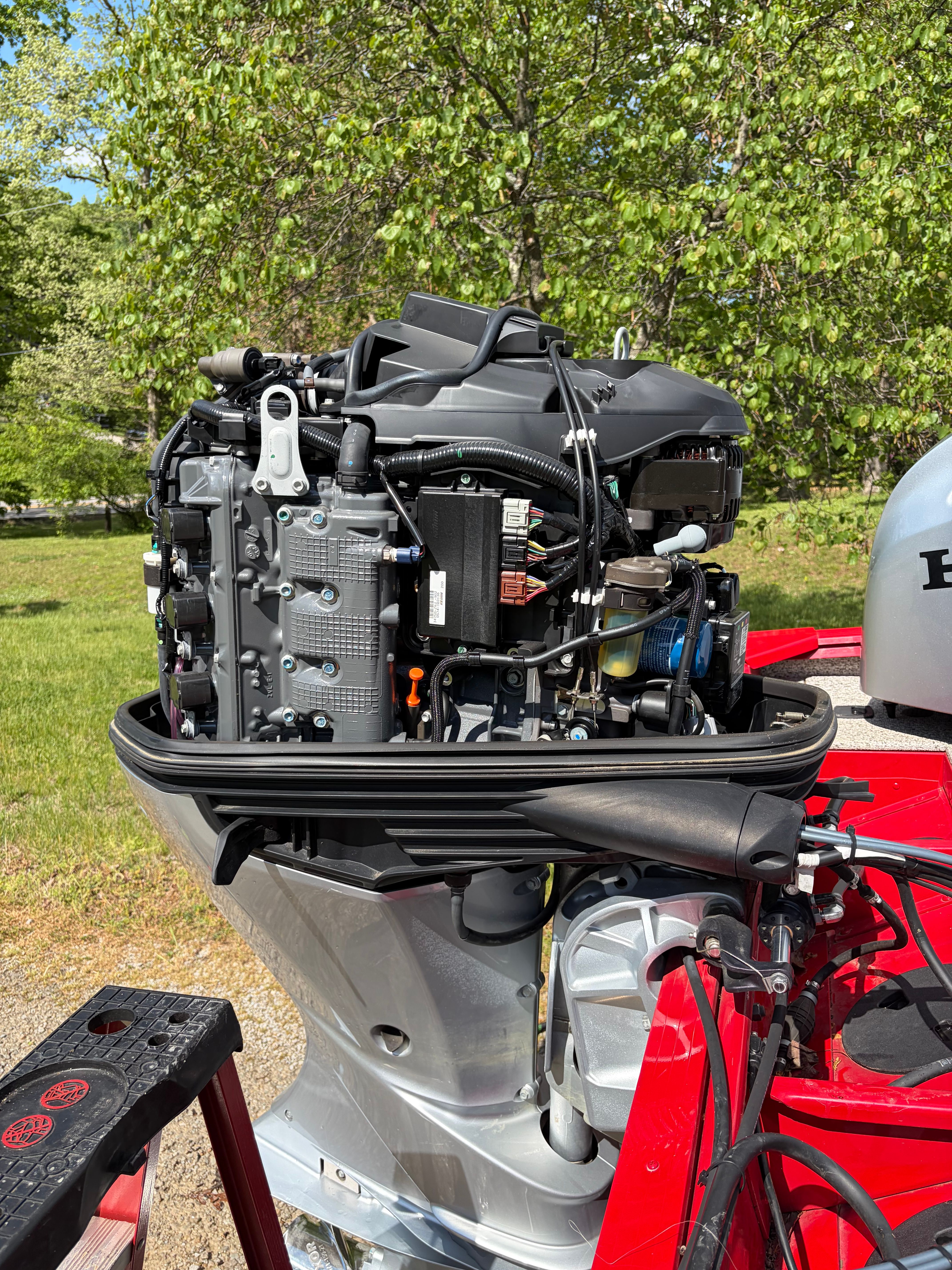 Outboard motor of a 2024 Polar Kraft Outlander 2010 boat.