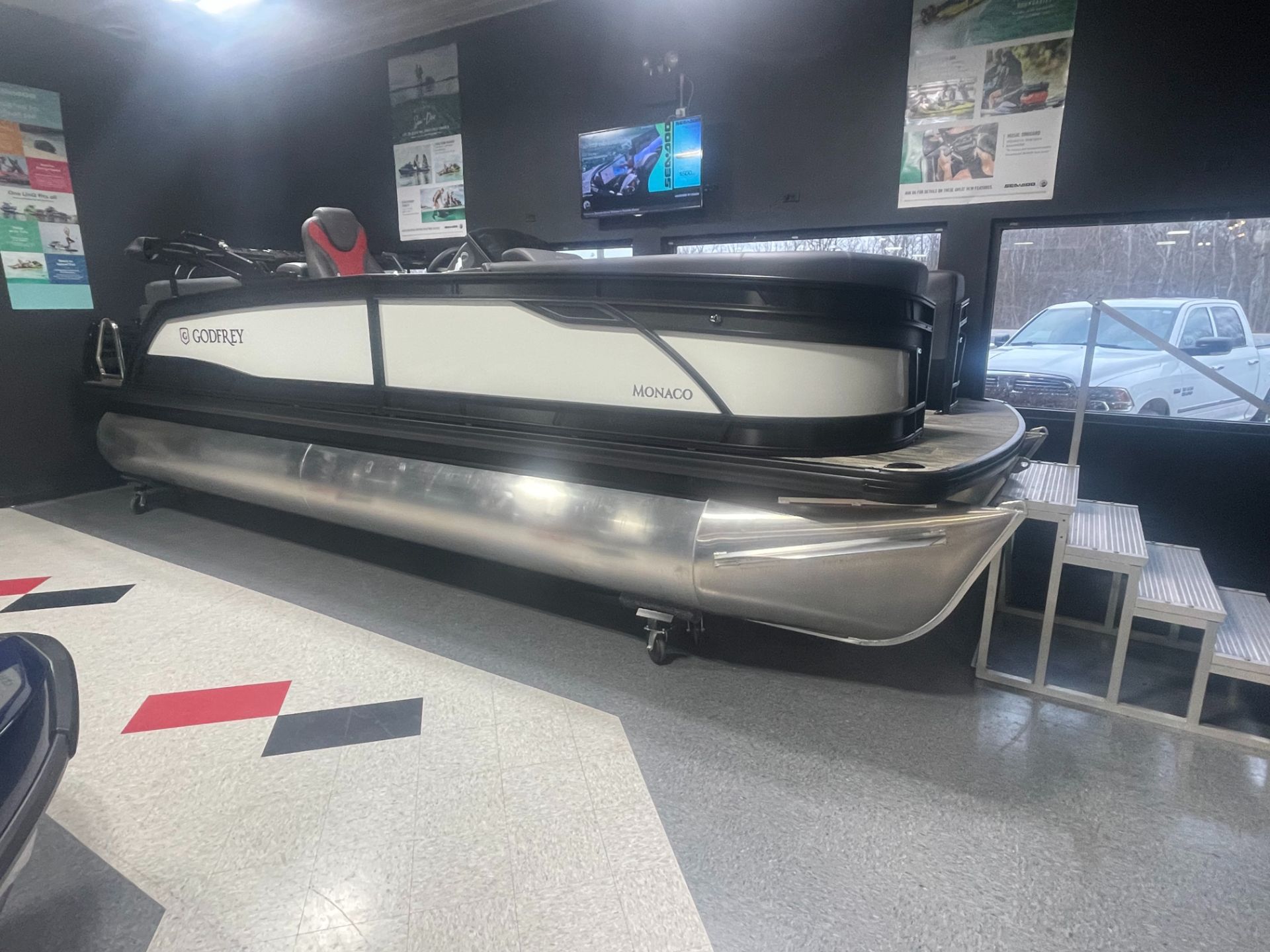 2026 Godfrey MC235SBC