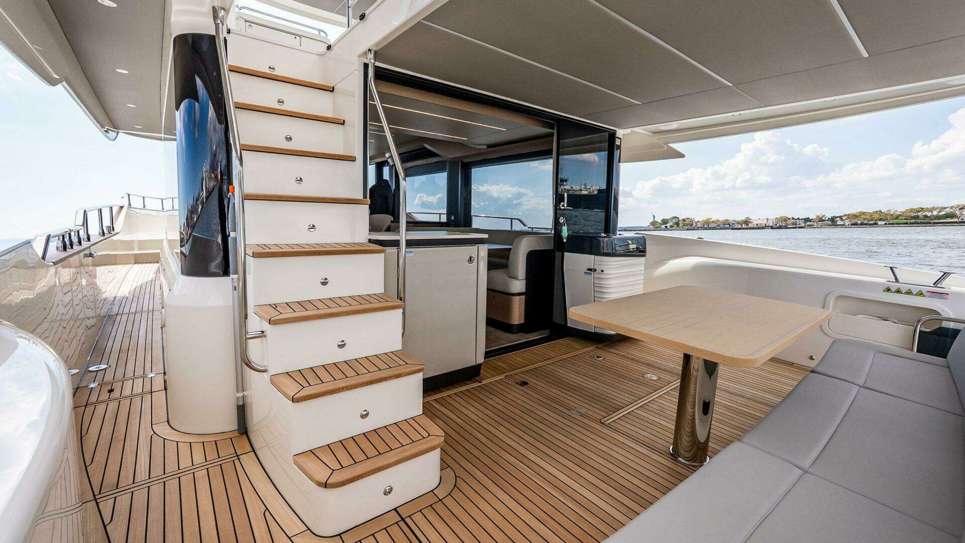 2026 Absolute Navetta 58 - Image 11