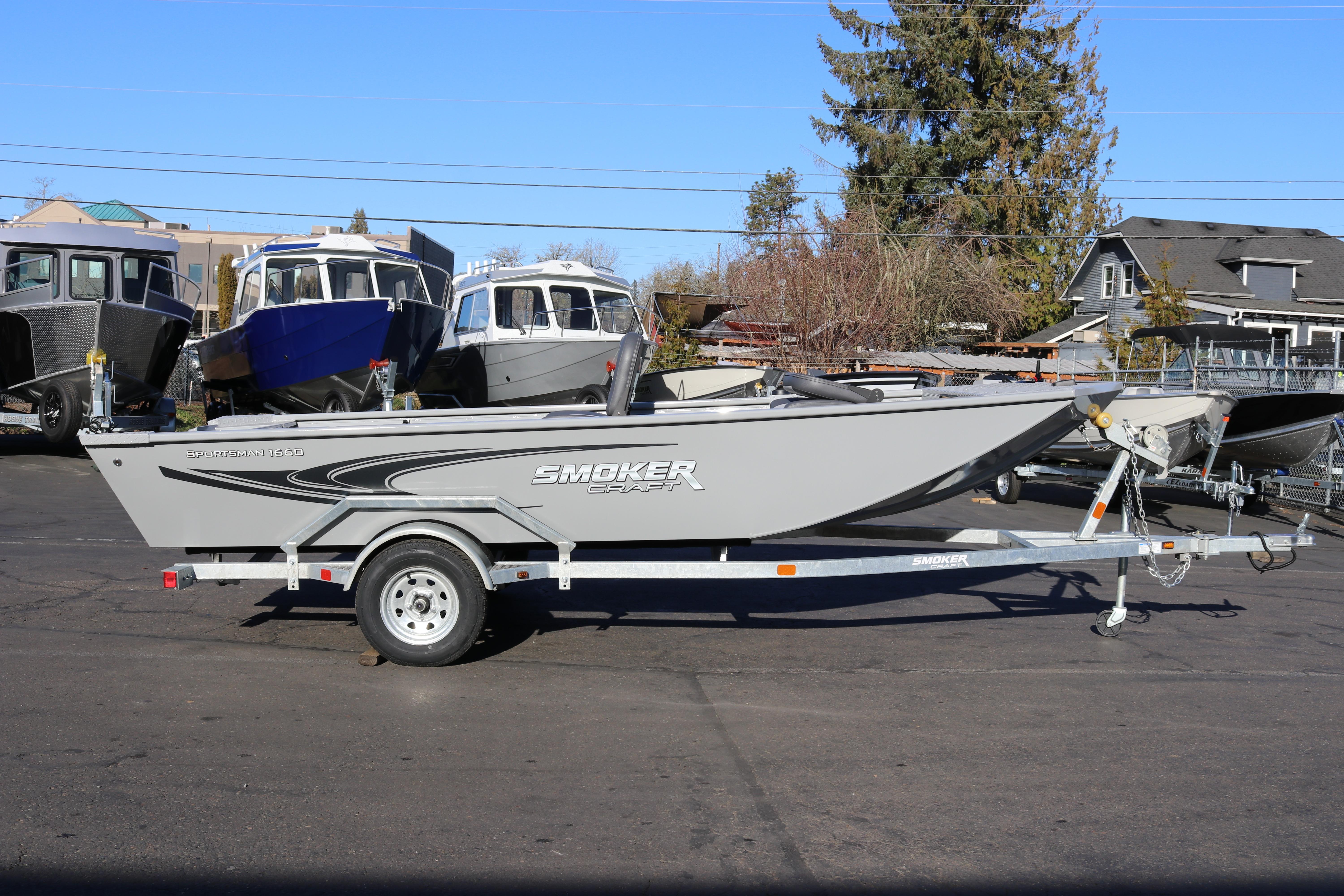 2026 Smoker Craft Pro Sportsman 1660