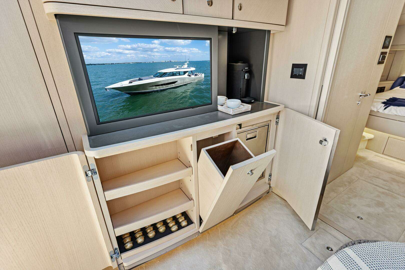 2026 Scout 670 LXS - Image 22