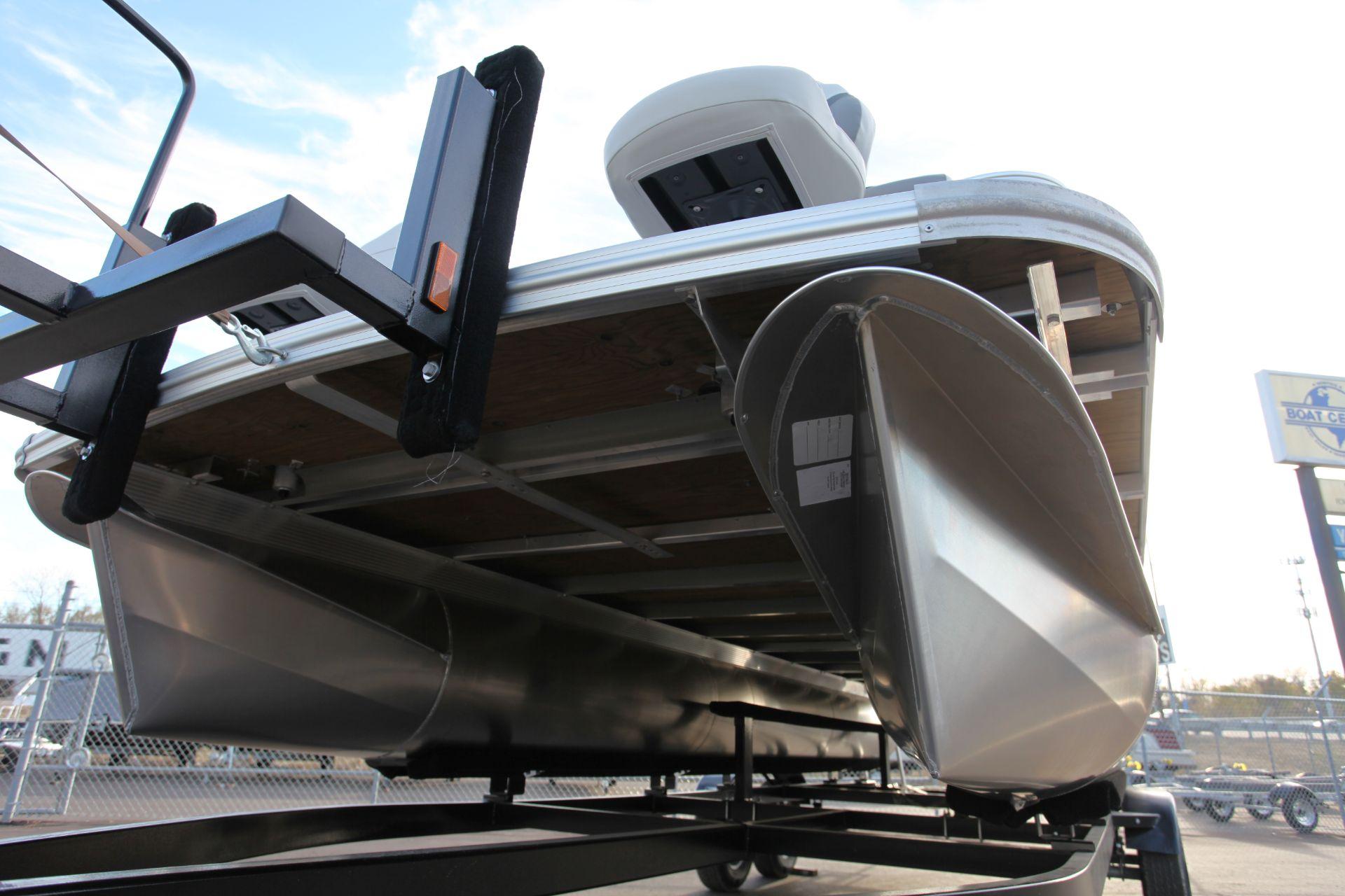 2024 Avalon Venture Fish N Cruise 23 ft. - 21