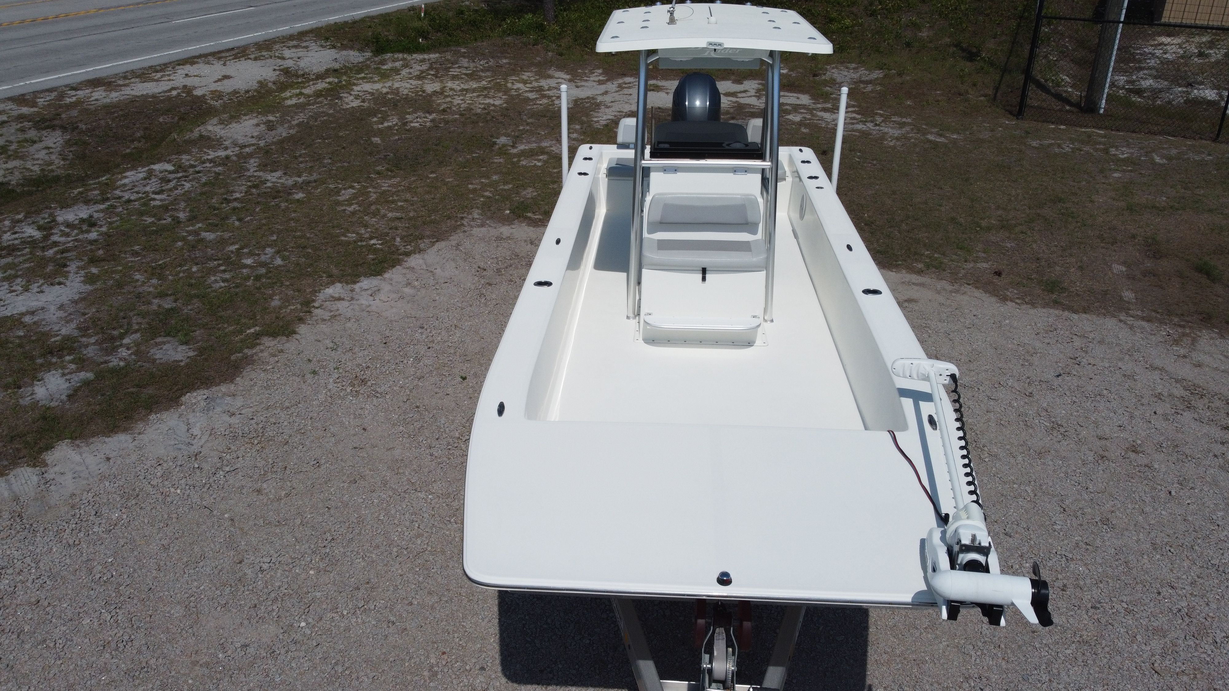 2020 KenCraft 2460 Bay Rider - 5