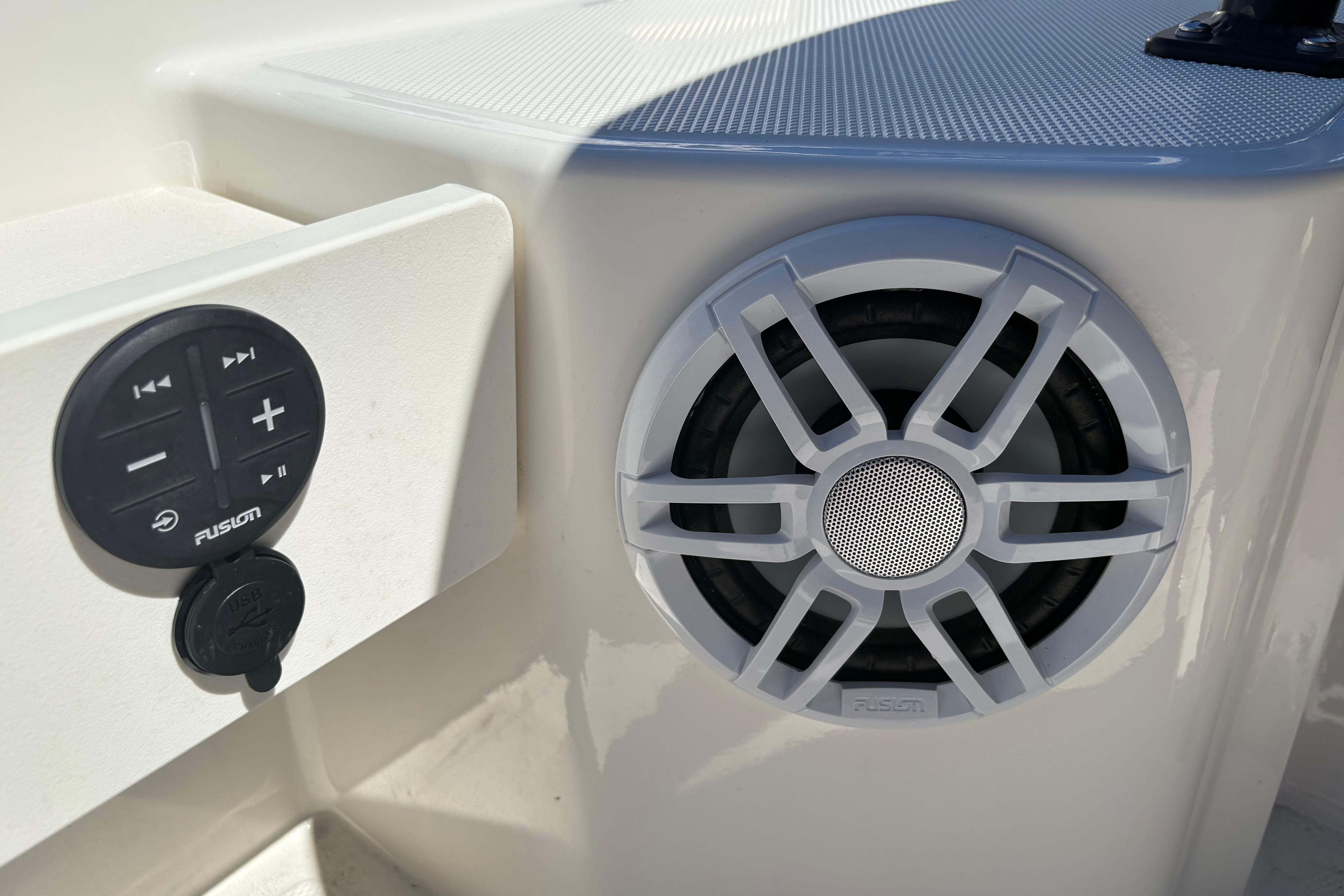 2024 Boston Whaler 160 Super Sport boat speaker and control panel close-up.