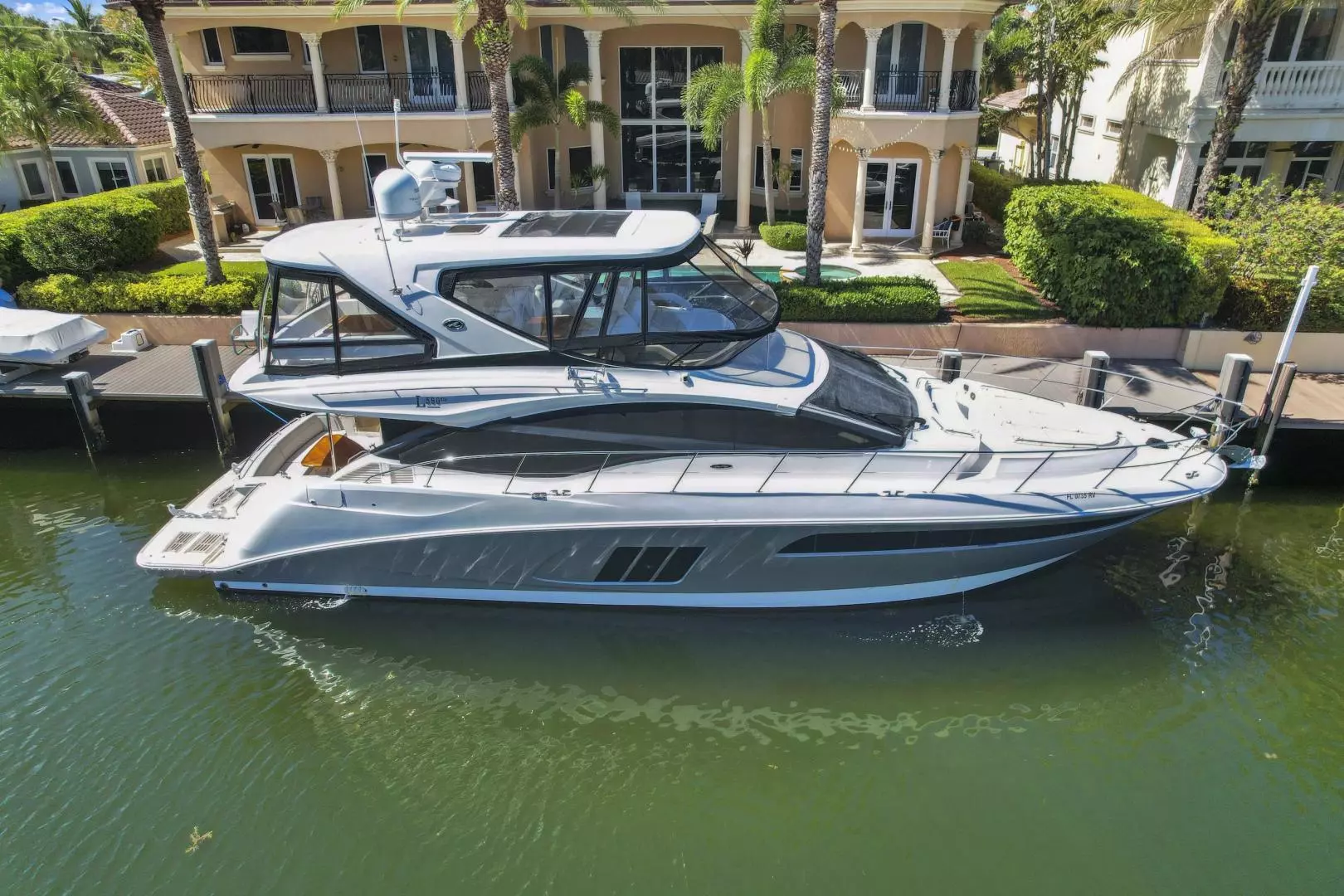 2018 Sea Ray L590 Fly - Image 5