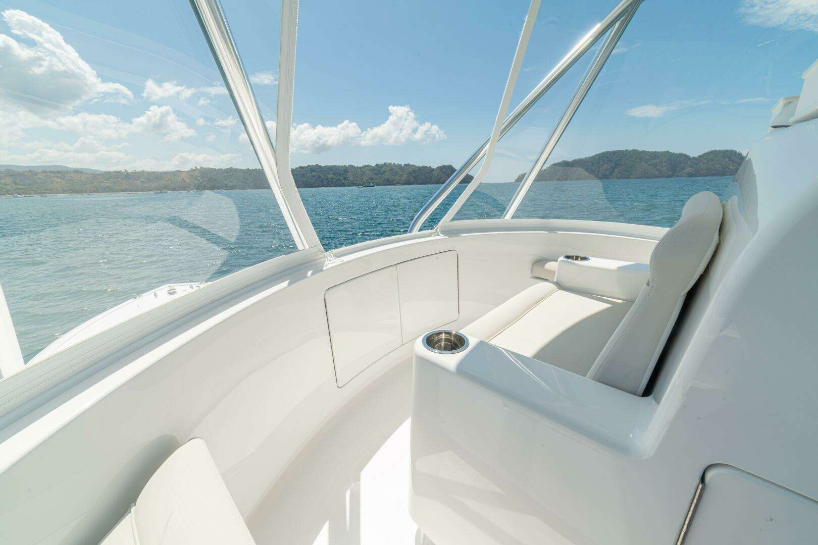 2025 Viking 46 Billfish - Image 12