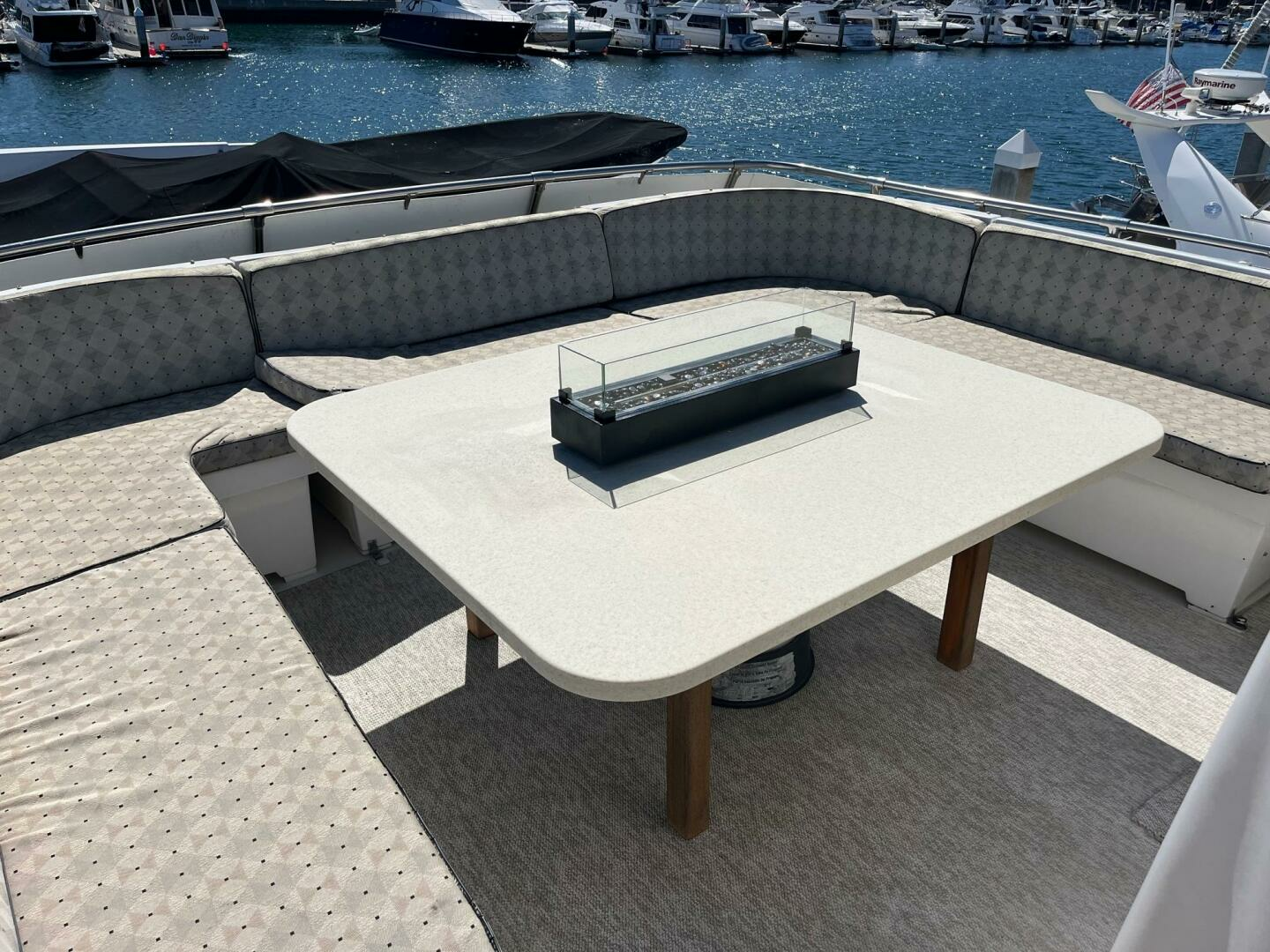 1986 Hatteras 70' Cockpit Motor Yacht - Image 16