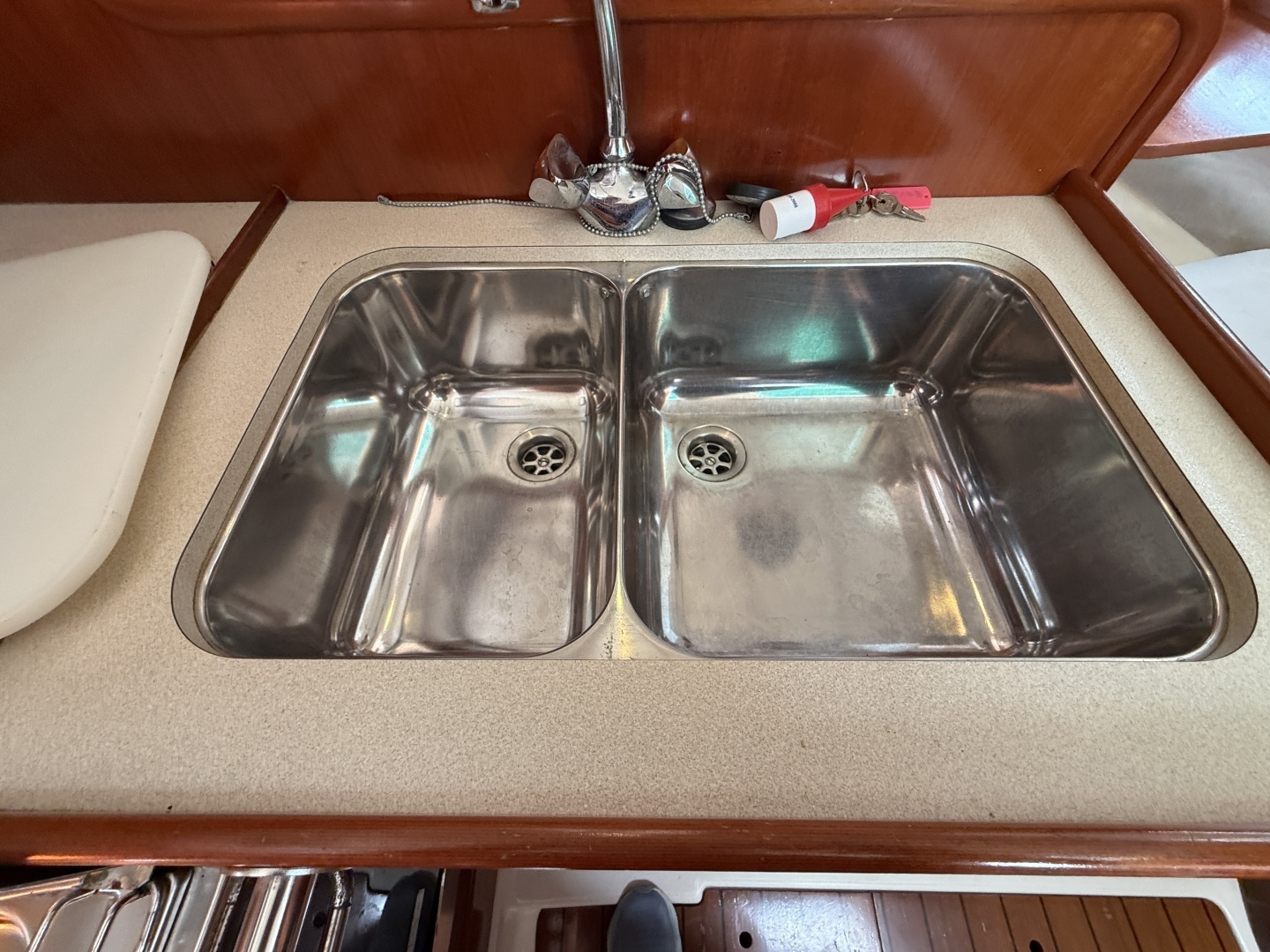 1995 Beneteau OCEANIS 321 - Image 18