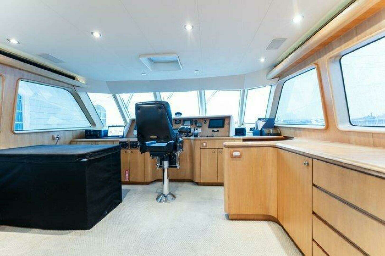 2004 Cheoy Lee 81 Sport Yacht - Image 18