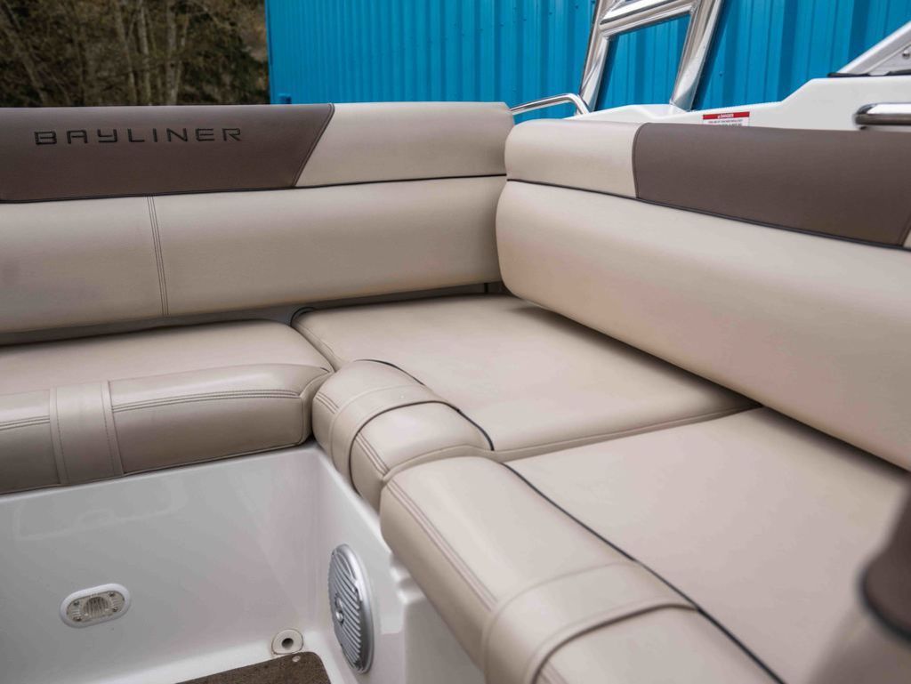 2015 Bayliner 195 DB - 15