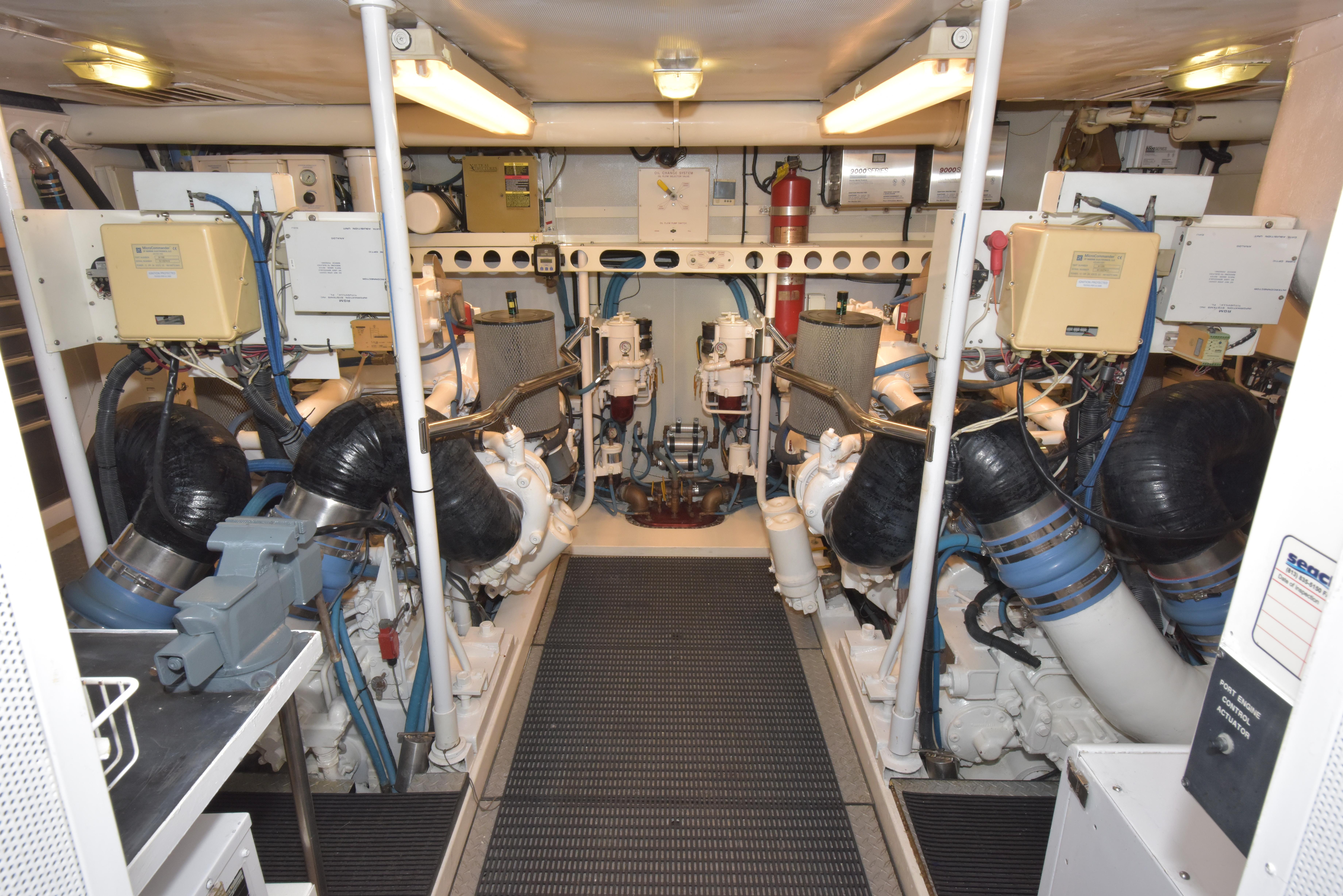 1994 Lazzara 76 Lazzara motor yacht - 121