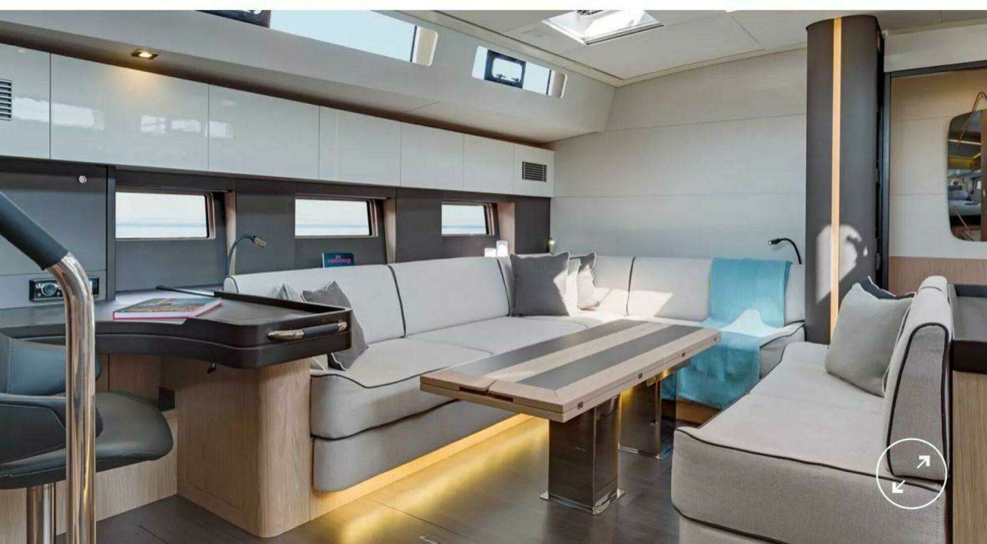 2022 Beneteau Oceanis Yacht 62 - Image 27