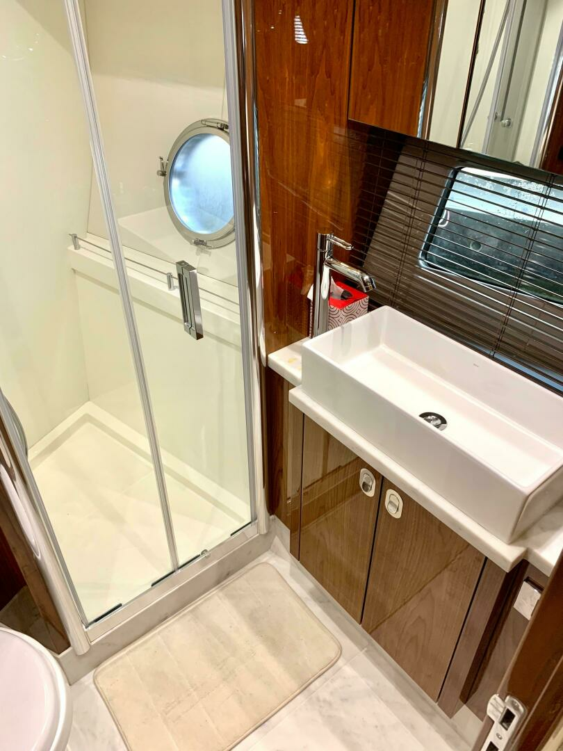 2016 Sunseeker Manhattan 65 - Image 20