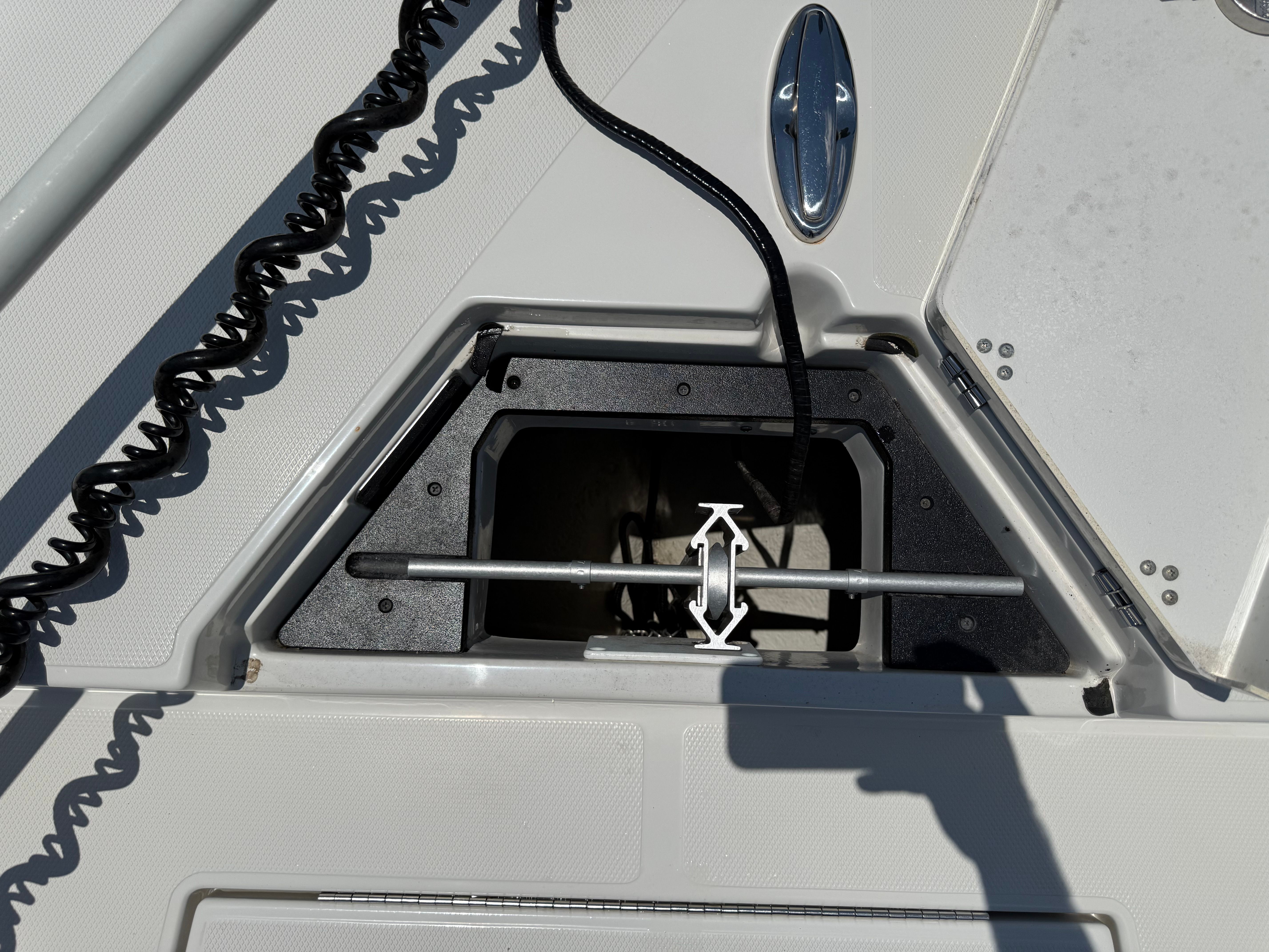 2021 Ranger 2360 Bay - 23