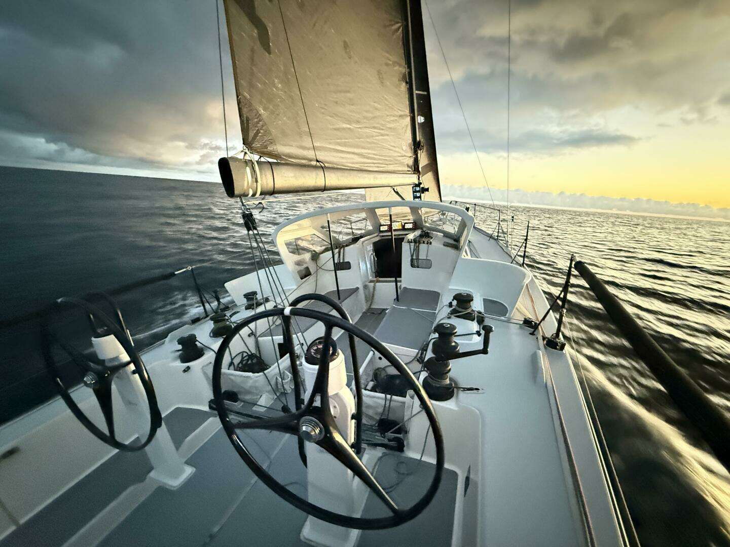 2018 J Boats J121 - Image 40