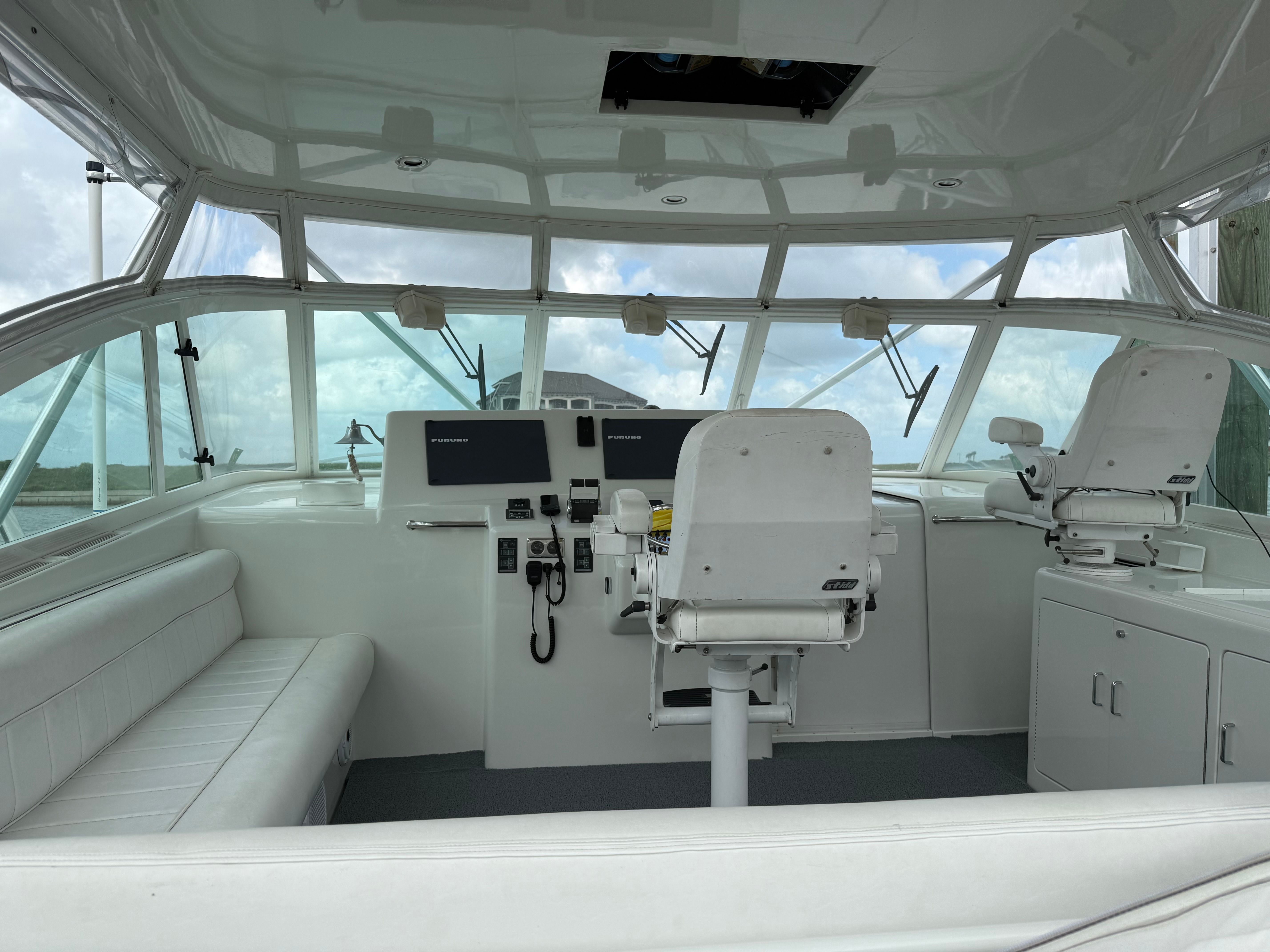 2007 Cabo 45 Express - 7