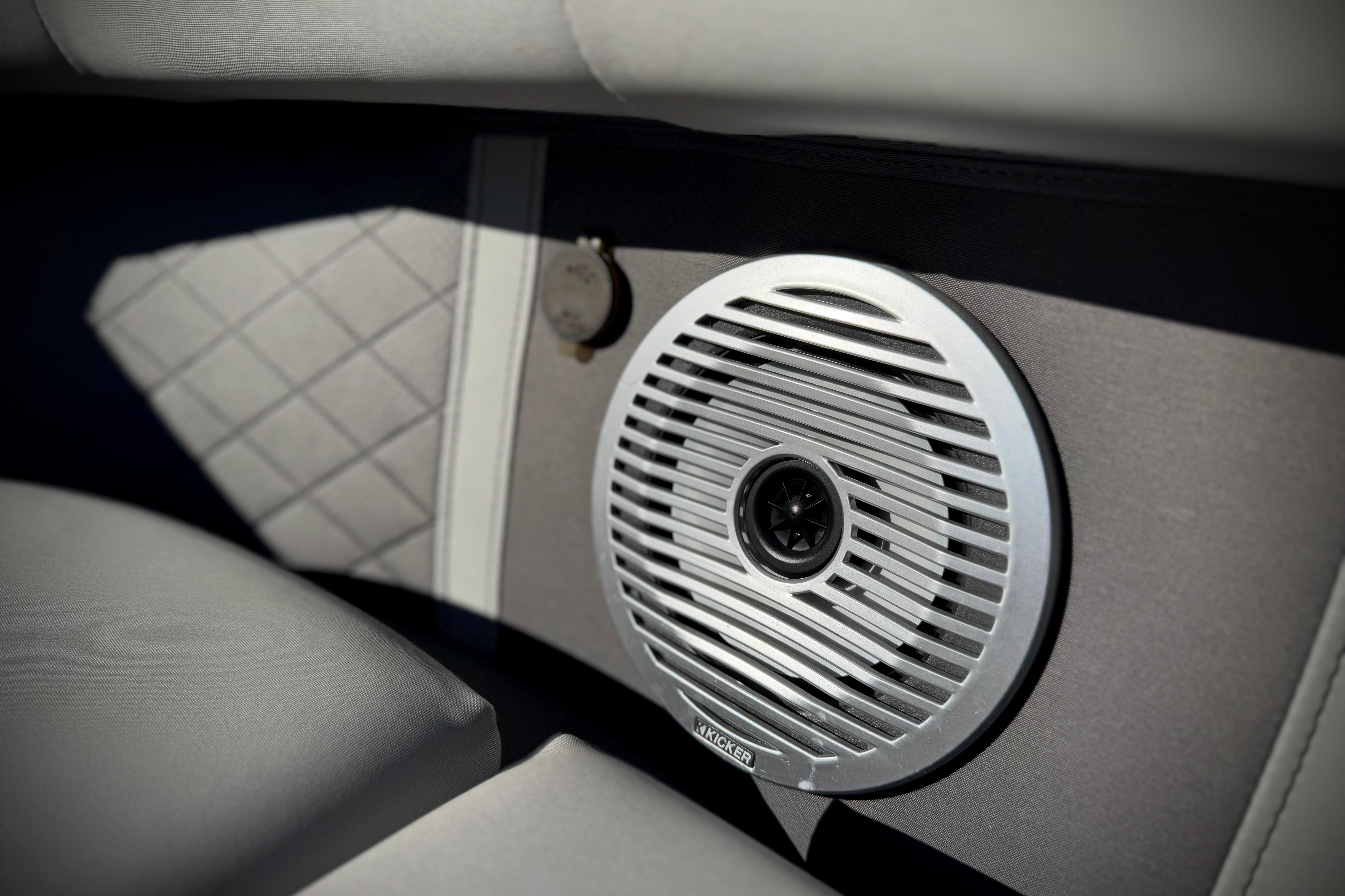 Speaker detail in 2021 Bennington 23LSR boat interior, featuring sleek design and premium materials.