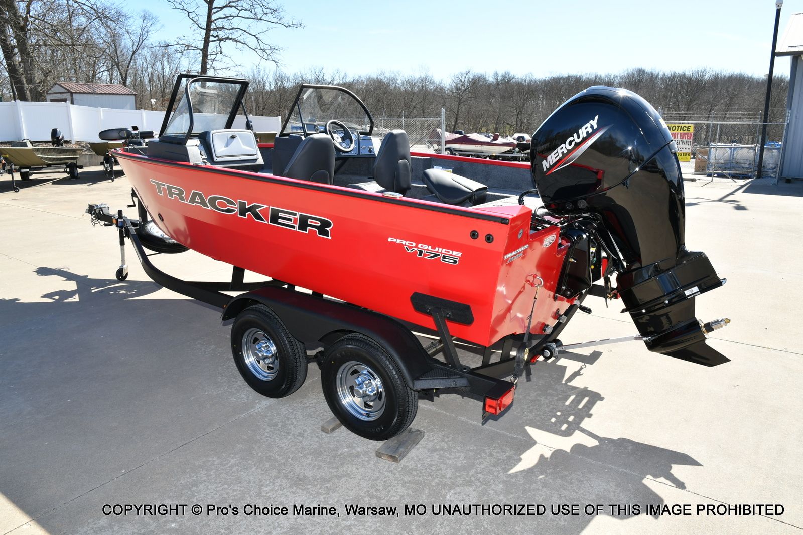 2026 Tracker Pro Guide V-175 WT w/150HP - 23