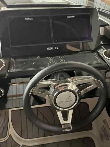 2023 Sea Ray SLX 260 Surf - 18
