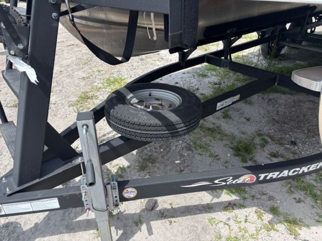 2024 Sun Tracker SportFish 20 DLX - 15