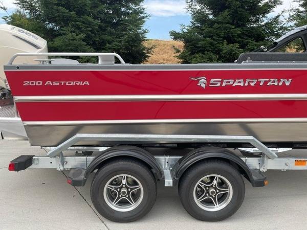 2025 Spartan 200 Astoria
