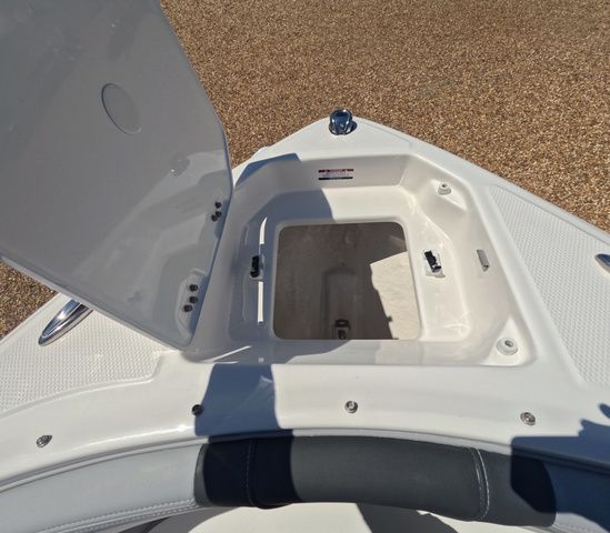 2026 Chaparral 23 SSi OB In Stock Trailer included - 31