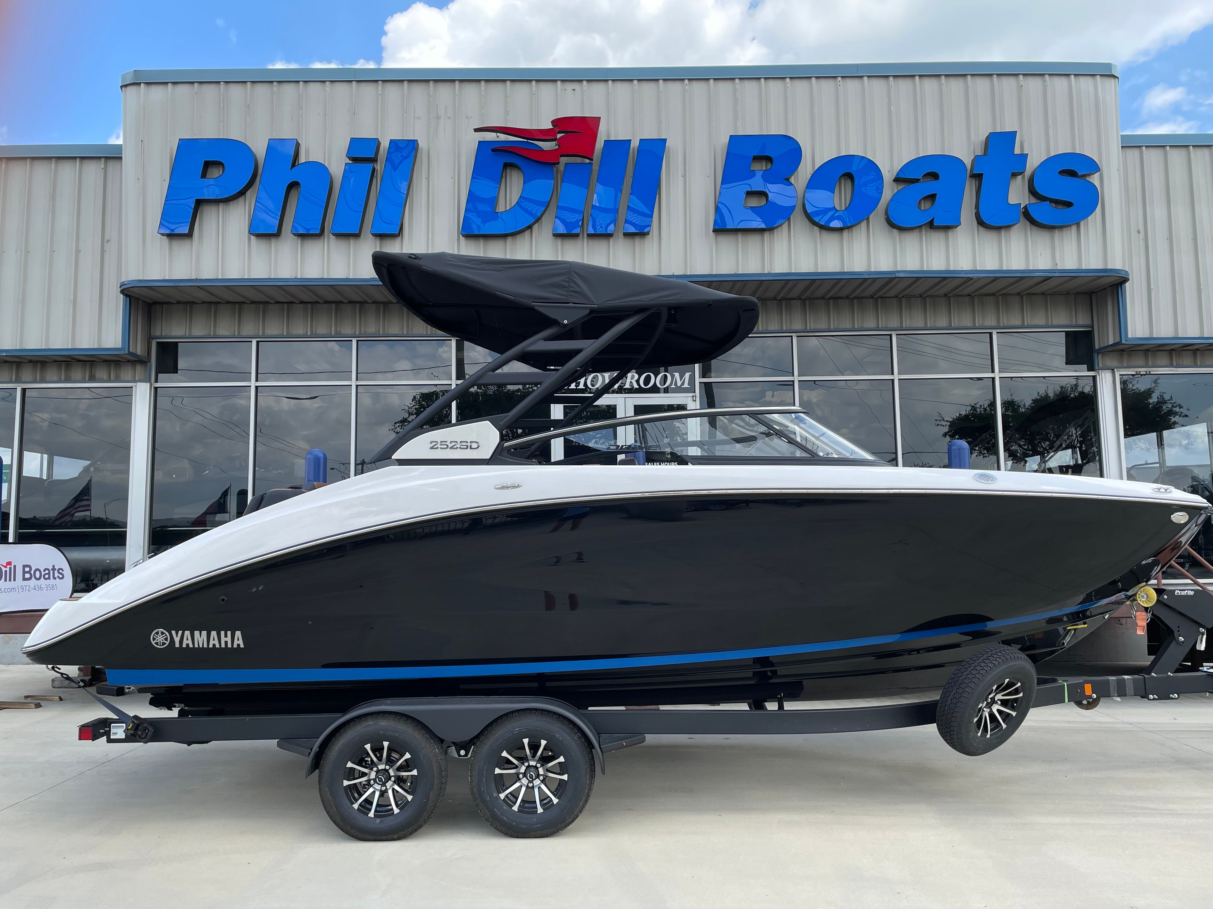2026 YAMAHA 252 SD - Image 2
