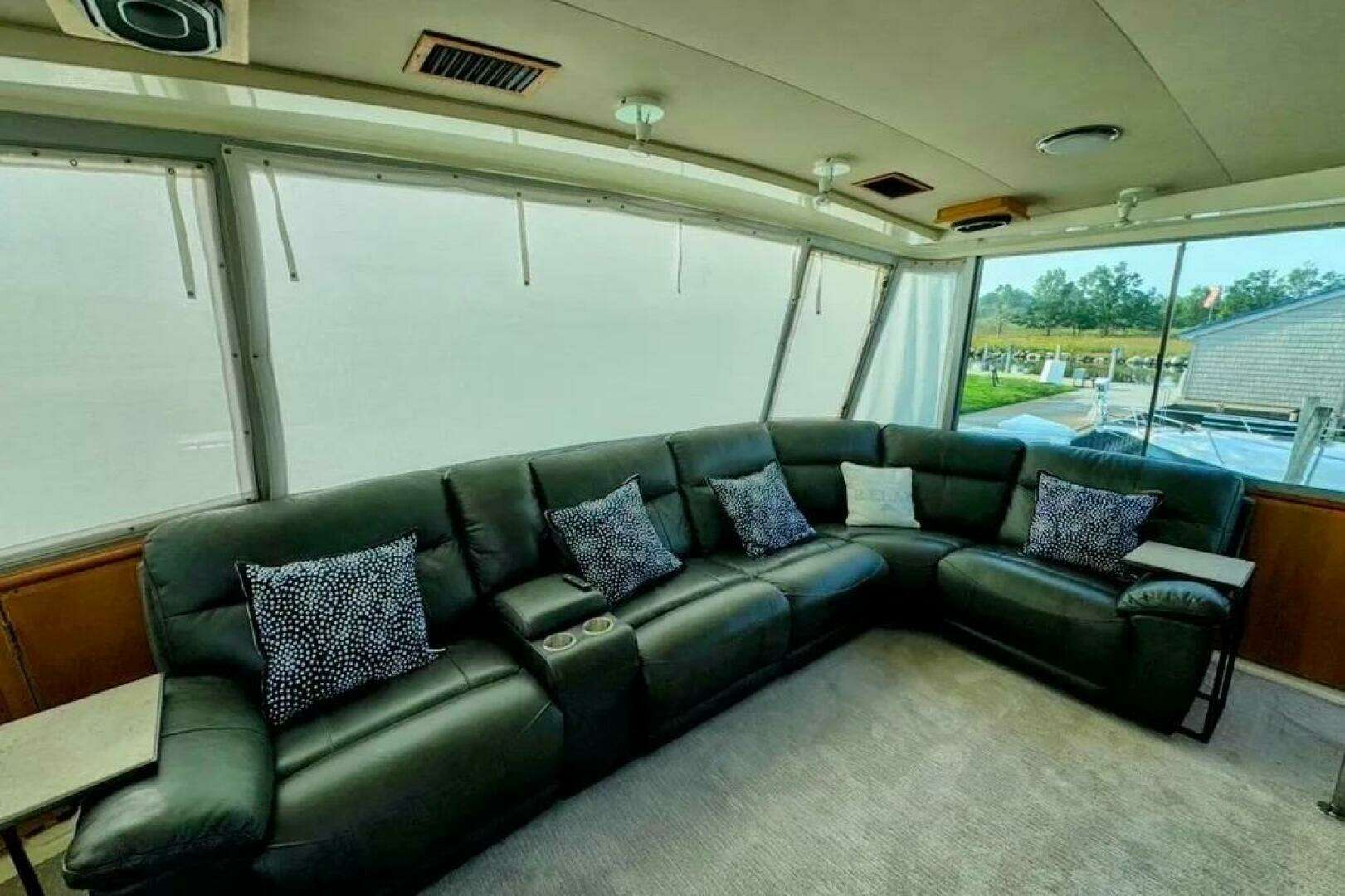1986 Bertram 58 Flybridge Motor Yacht - Image 46