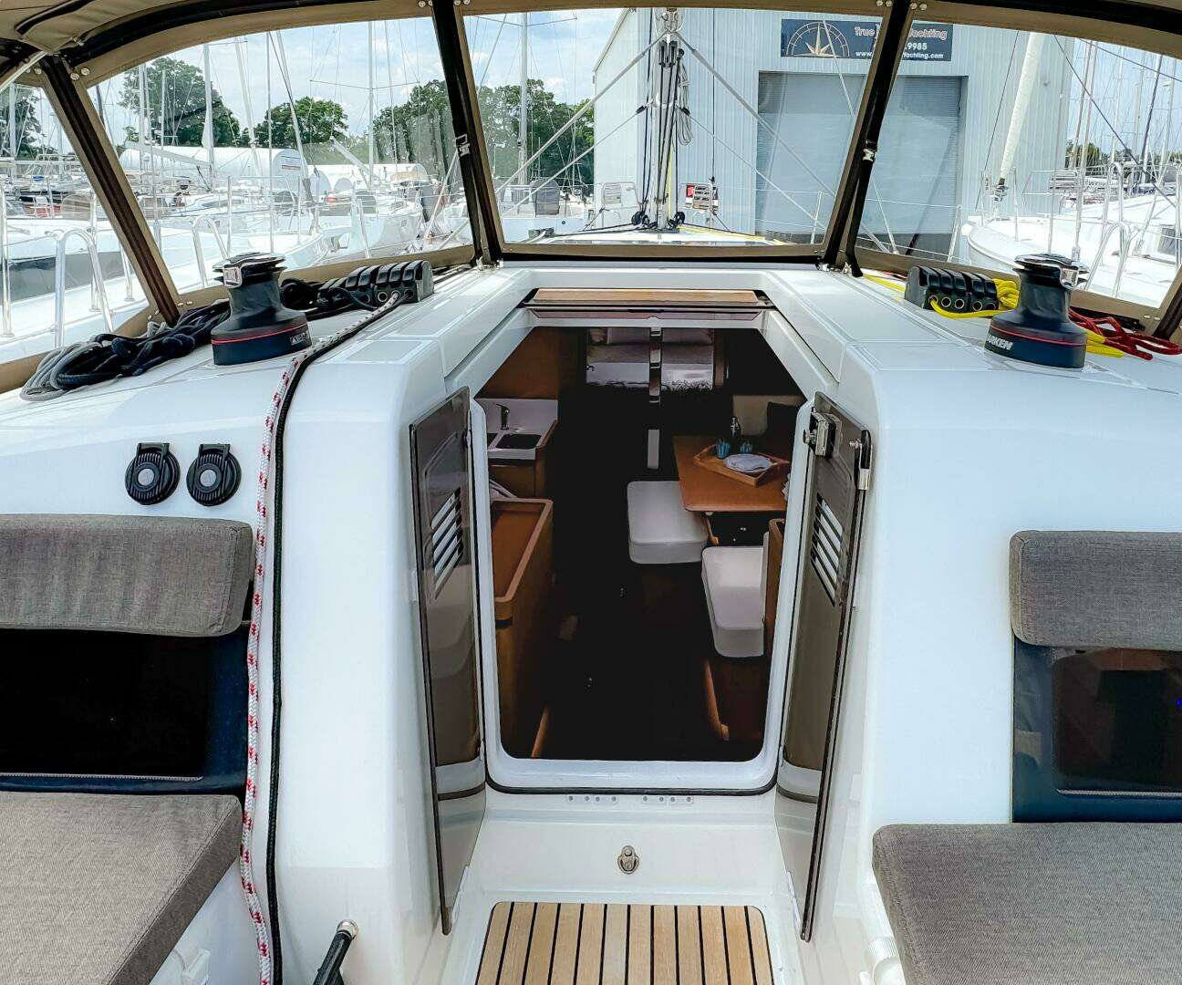 2023 Jeanneau Sun Odyssey 440 - Image 9
