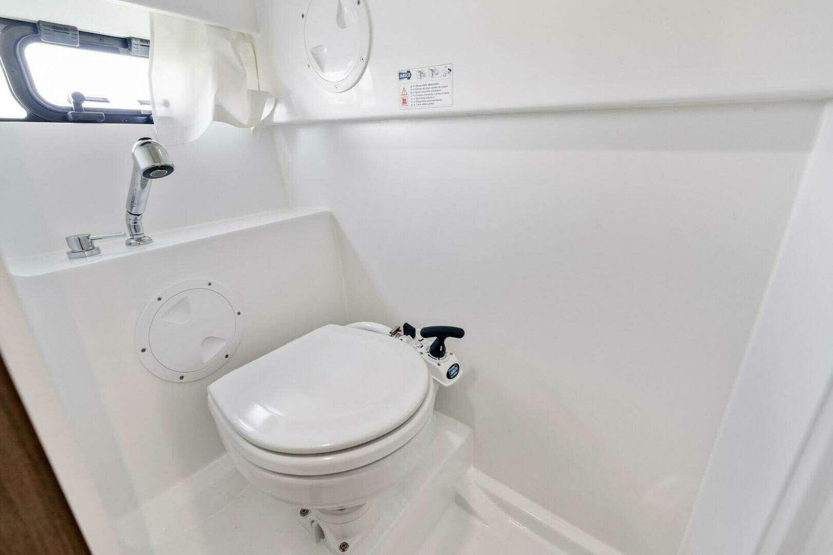 2026 Beneteau Flyer 9 SUNdeck - Image 16