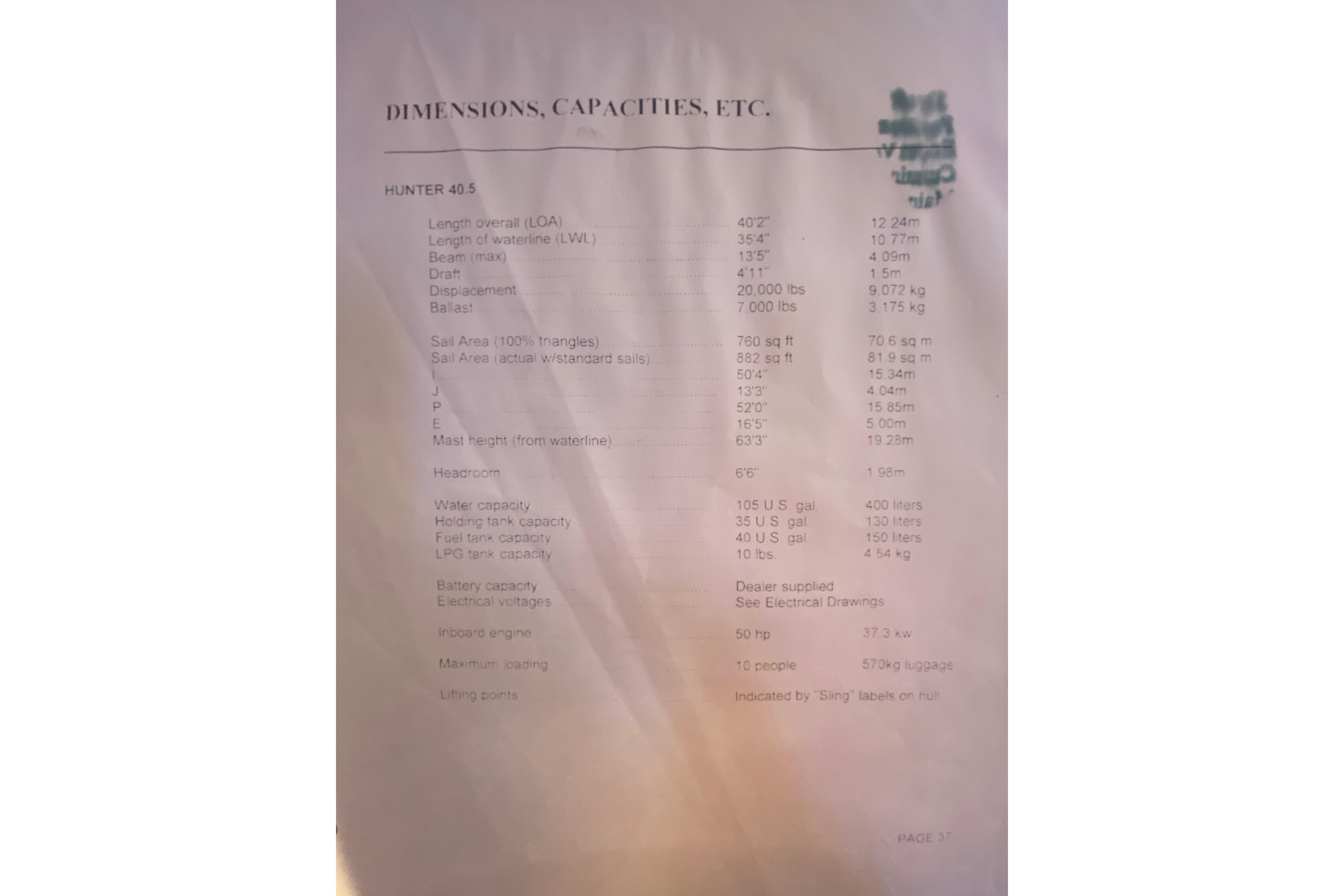Dimensions and specifications sheet for 1997 Hunter Legend 40.5 sailboat.
