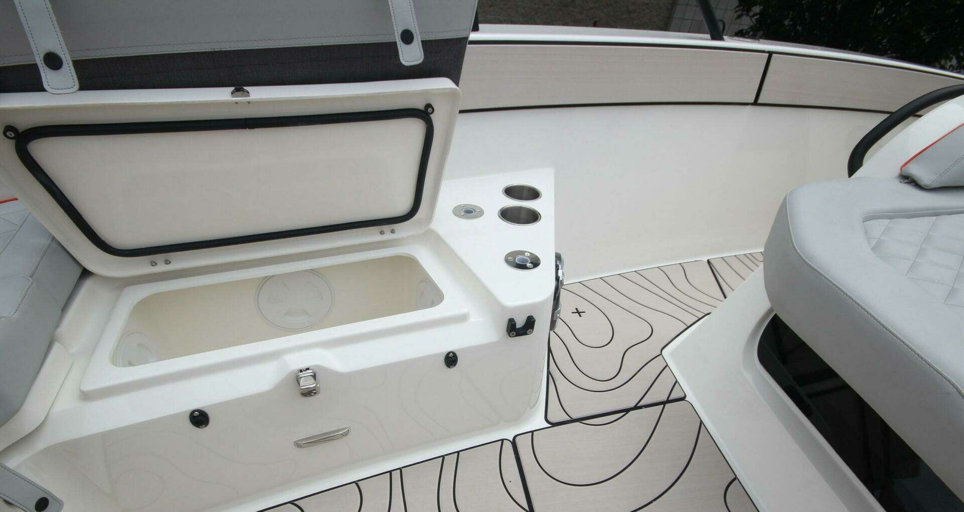 2025 Zodiac X10CC Twin Mercury 400's w/ Joystick - Image 35