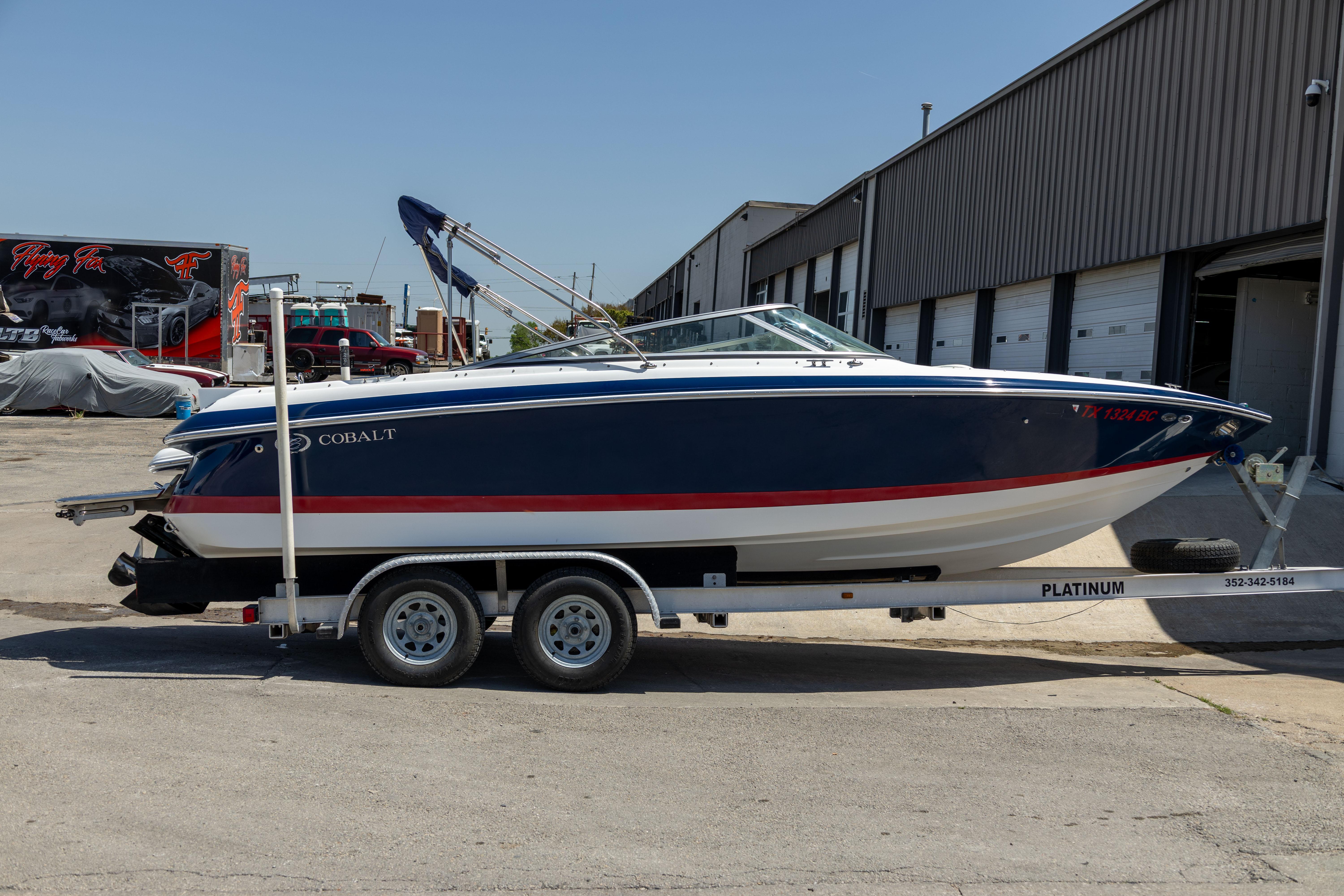 2005 Cobalt 226 - 8