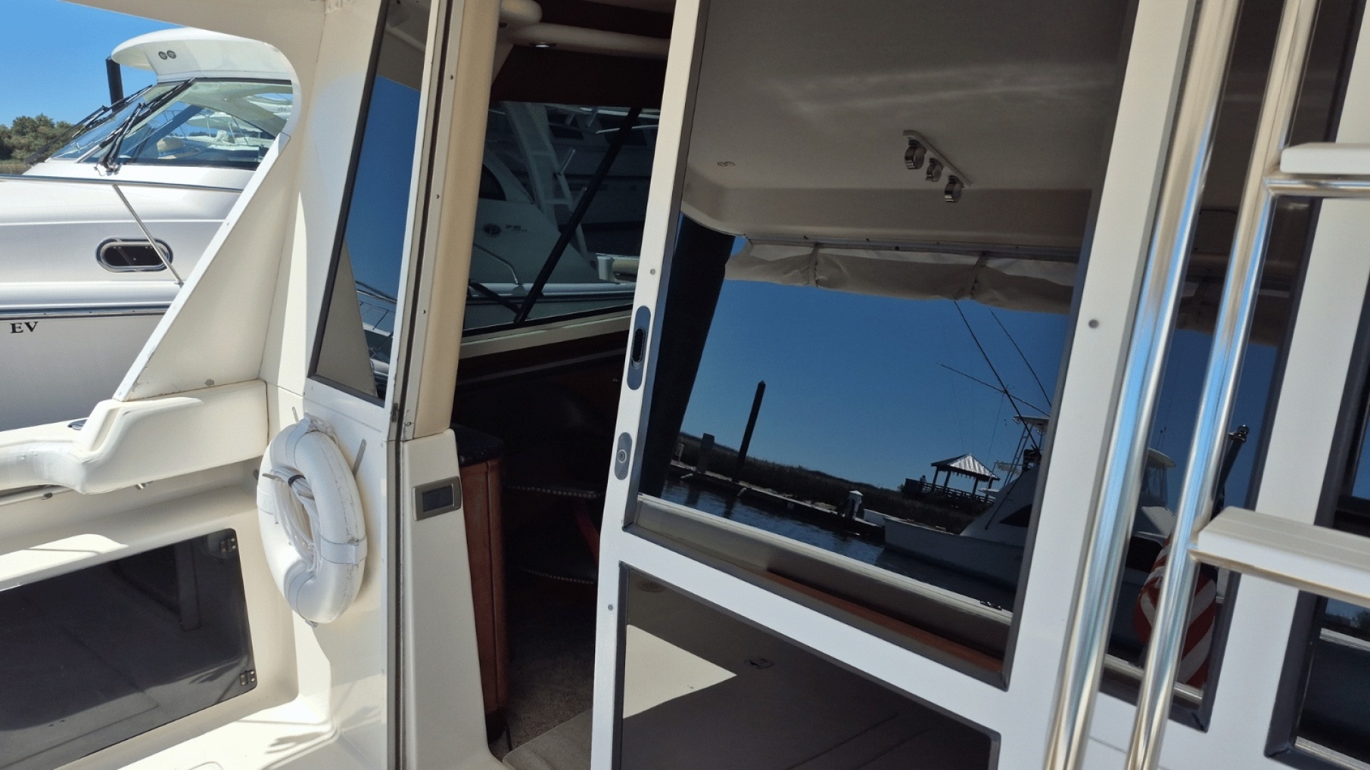 2008 Meridian 490 Pilot House - Image 11