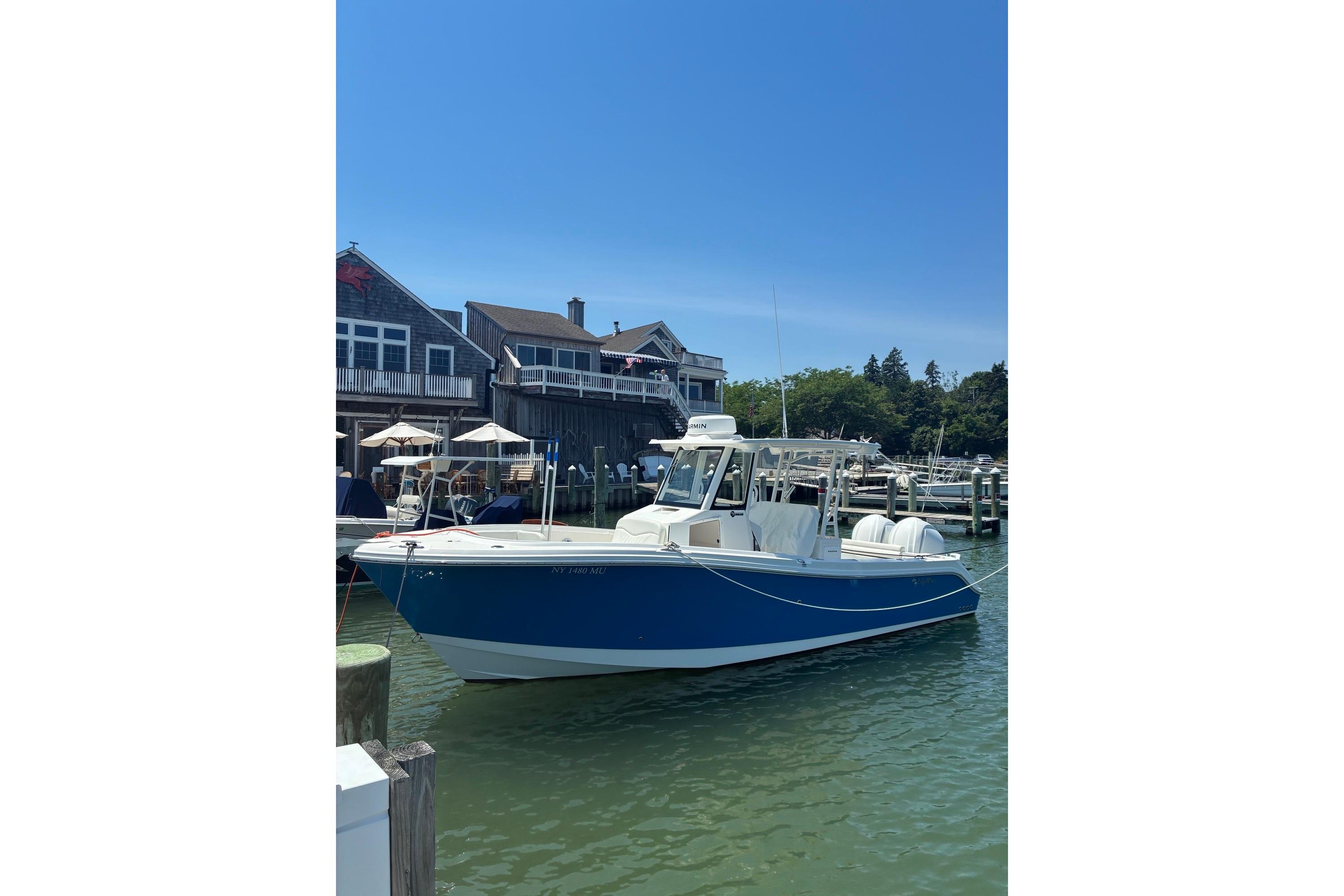 2023 Edgewater 285CC