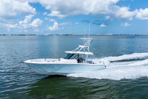 2027 Bertram 39 CC