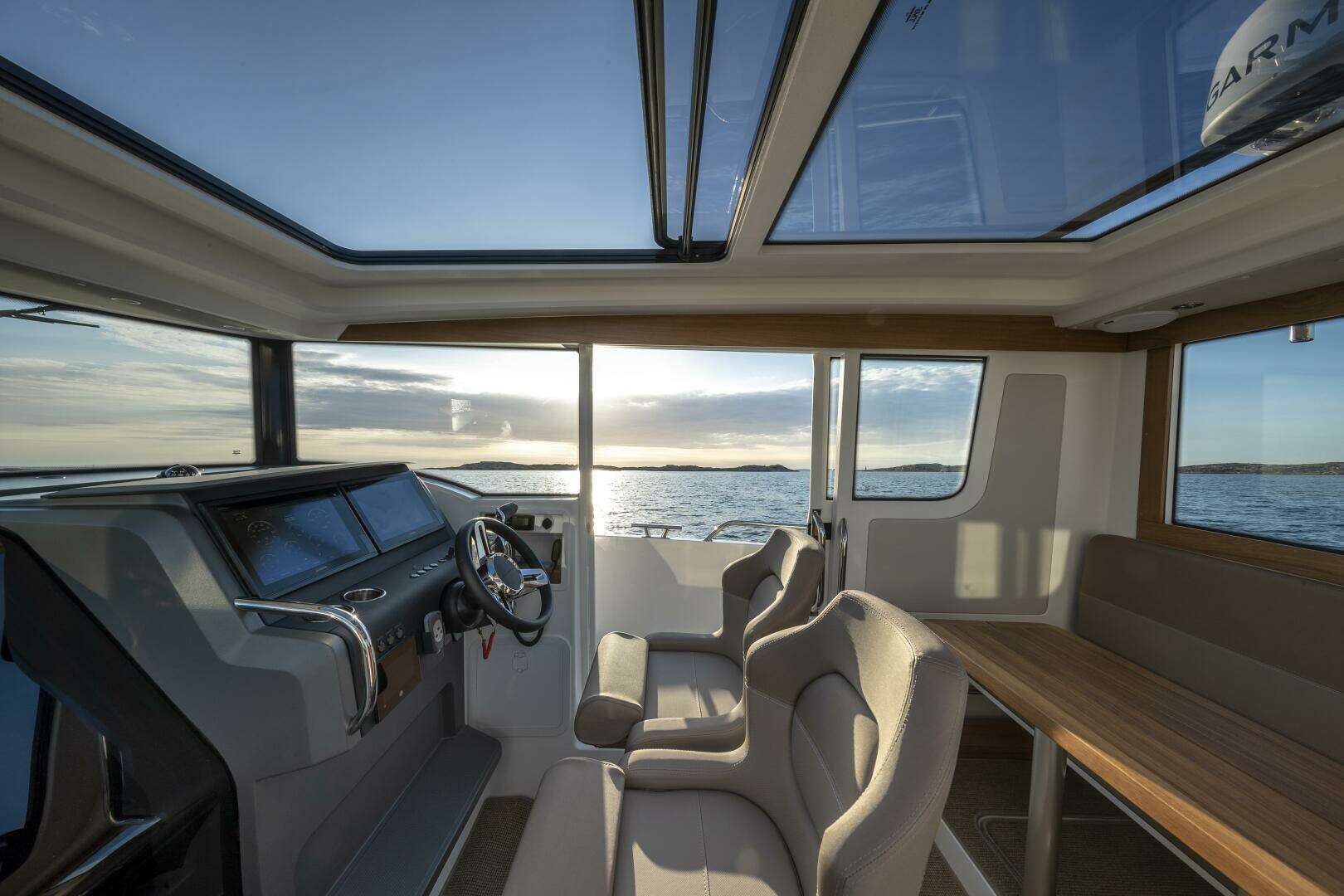 2026 Nimbus Commuter 9 - Image 5