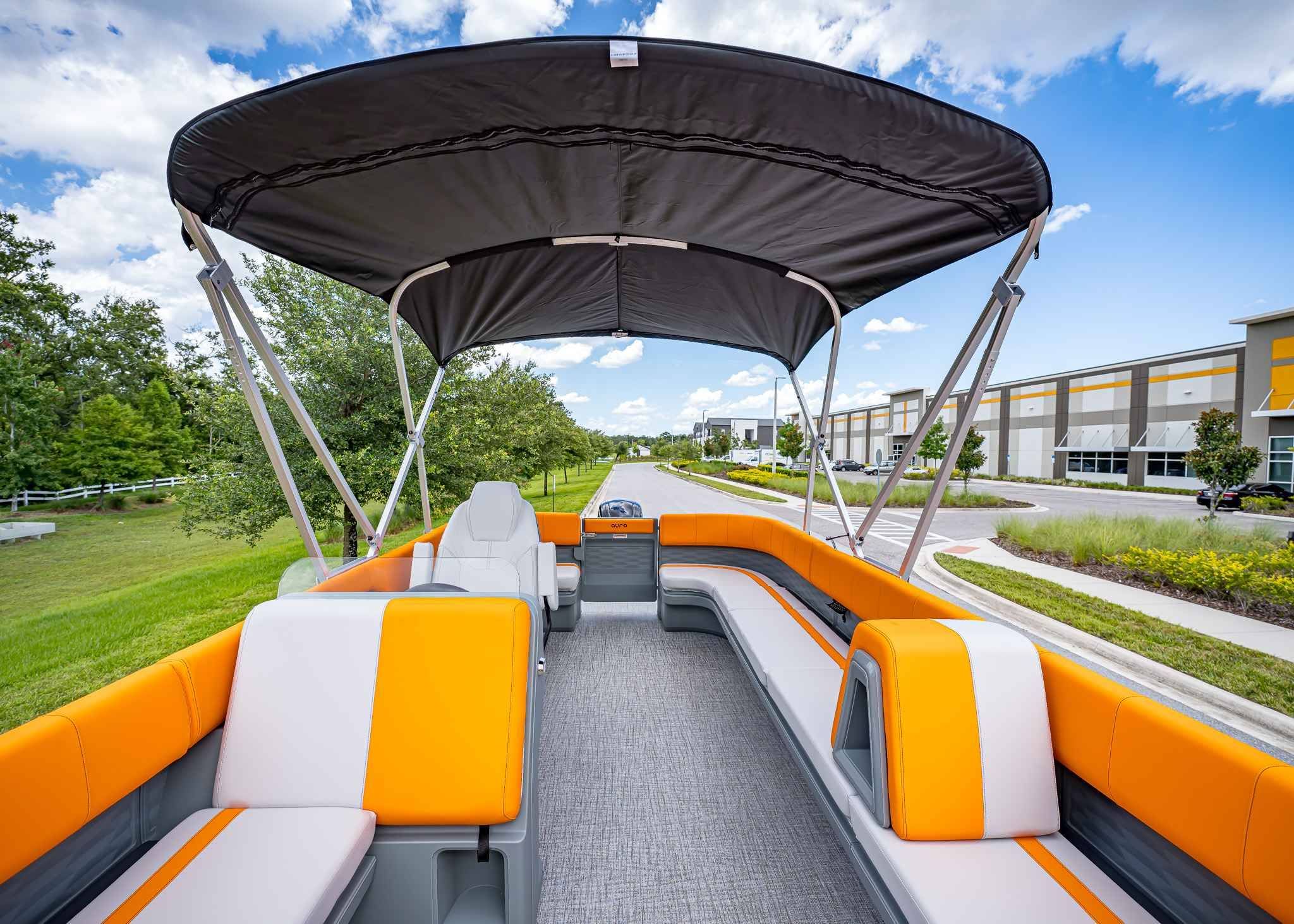2025 Tahoe Pontoon Aura Quad Lounge - 8