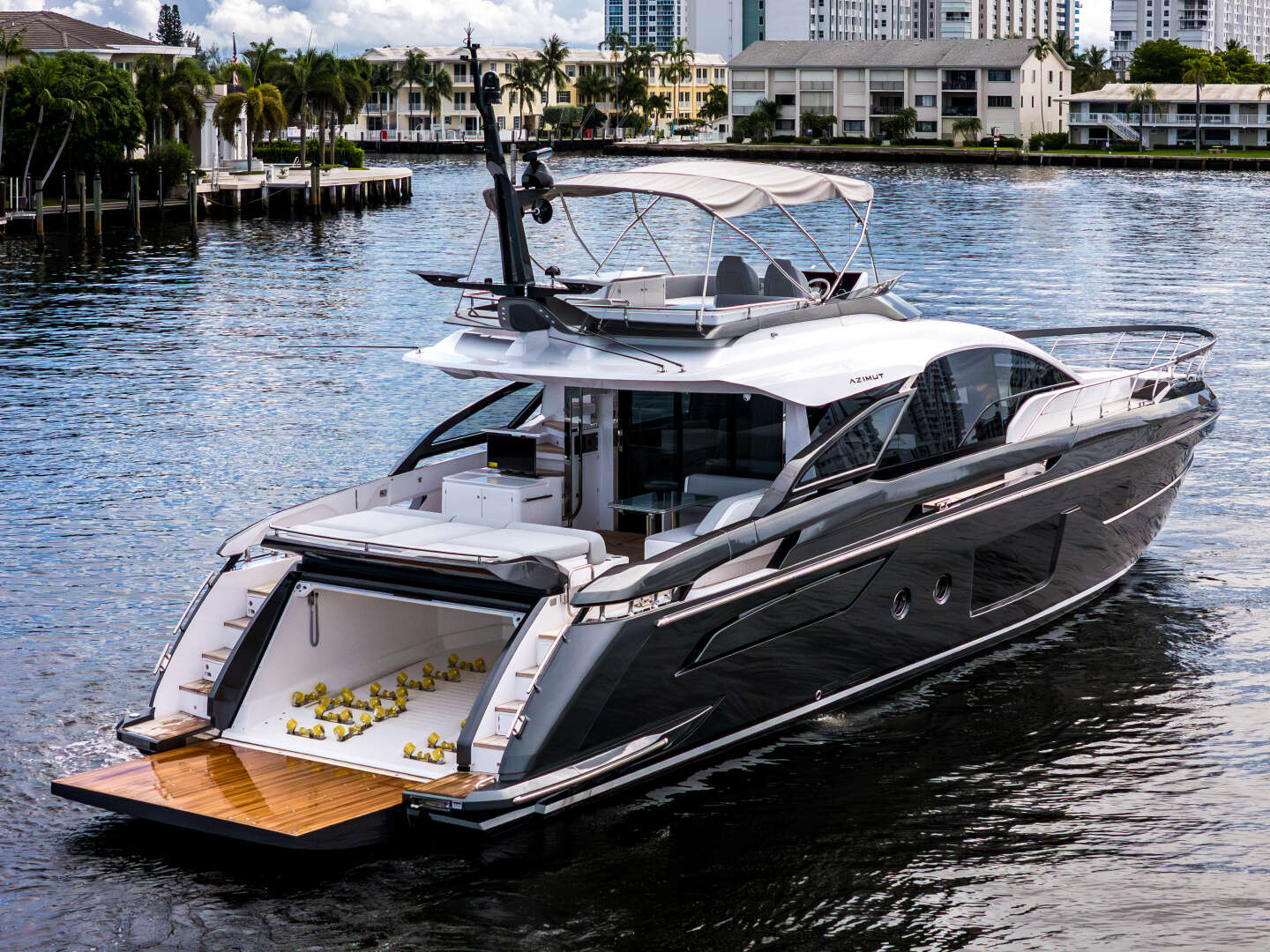 2026 Azimut S8 - Image 6