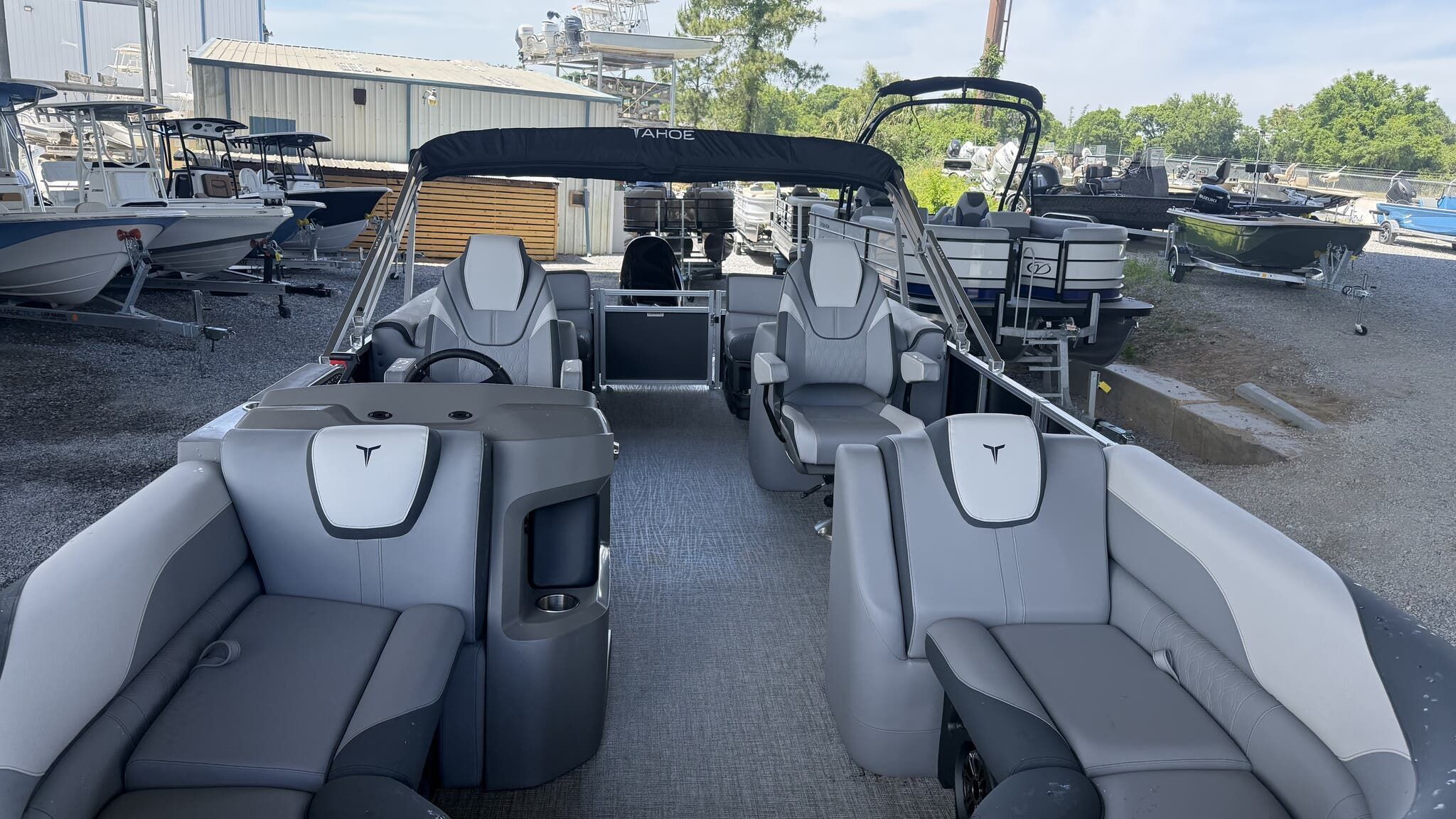 2026 Tahoe Pontoon Boats LTZ 23 QUAD LOUNGER-140HP - 8