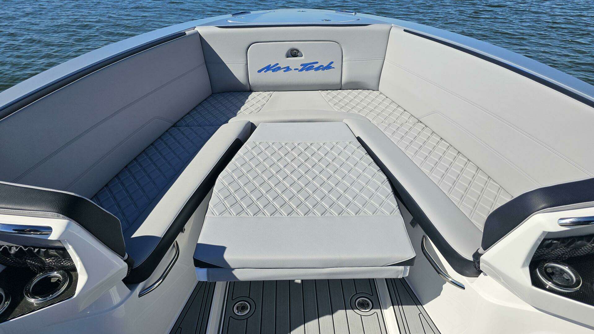 2024 Nor-Tech 390 Sport Center Console - Image 42