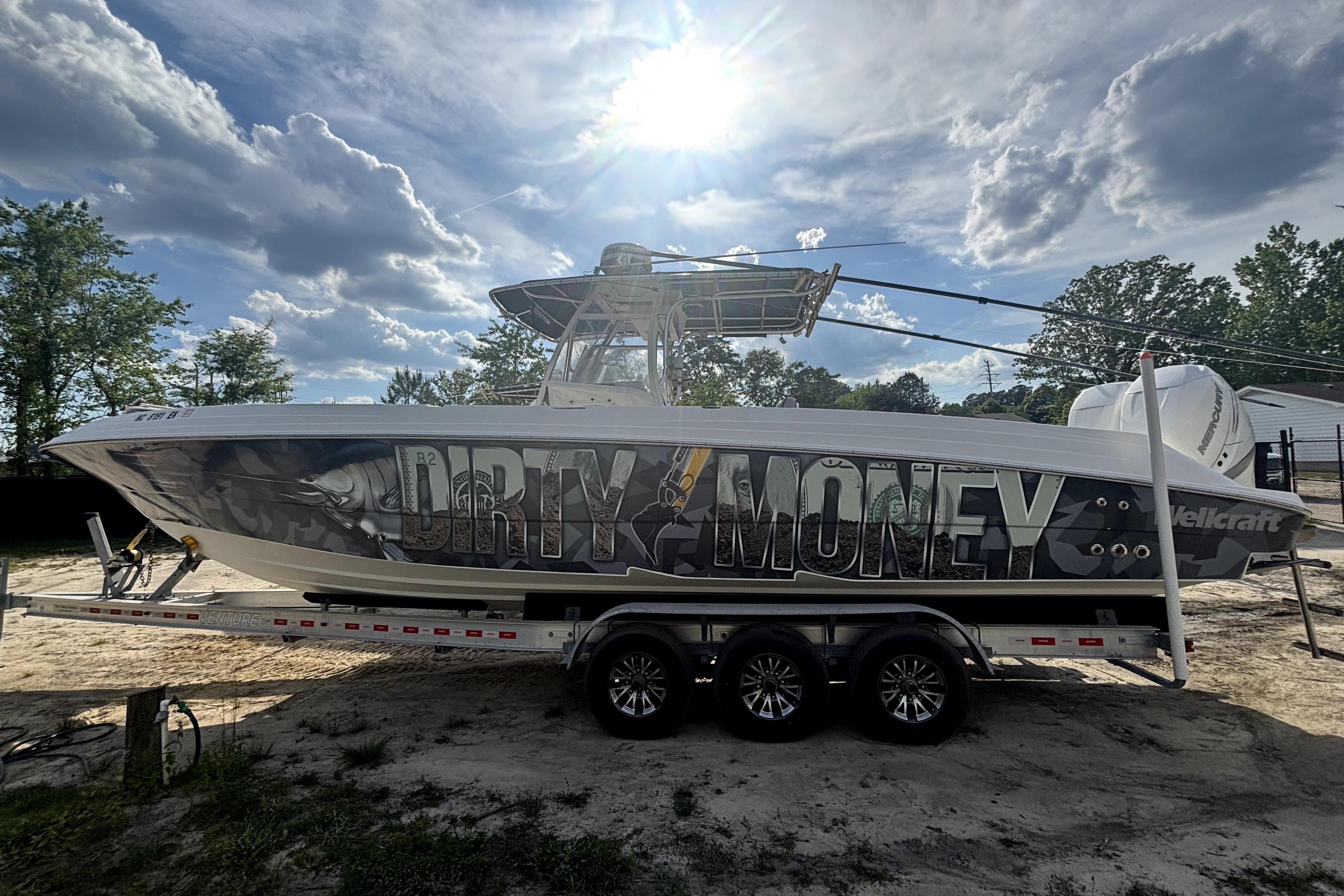 2005 Wellcraft 35 Scarab Tournament