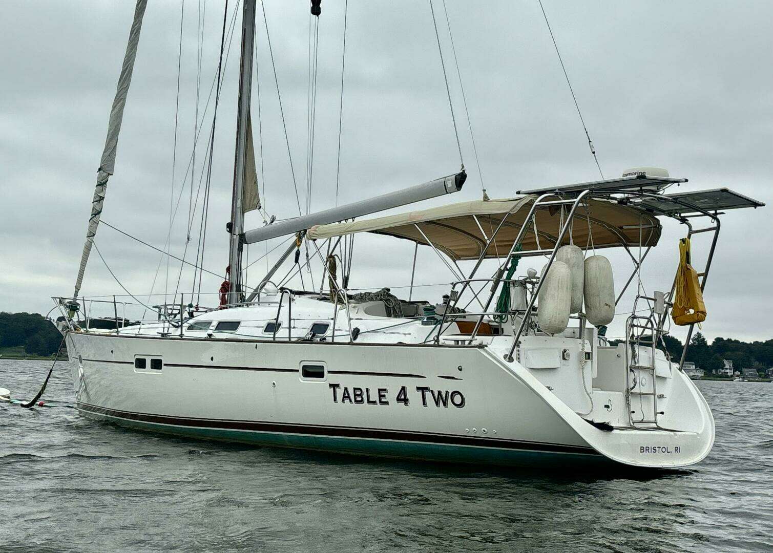 2004 Beneteau 423 - Image 4
