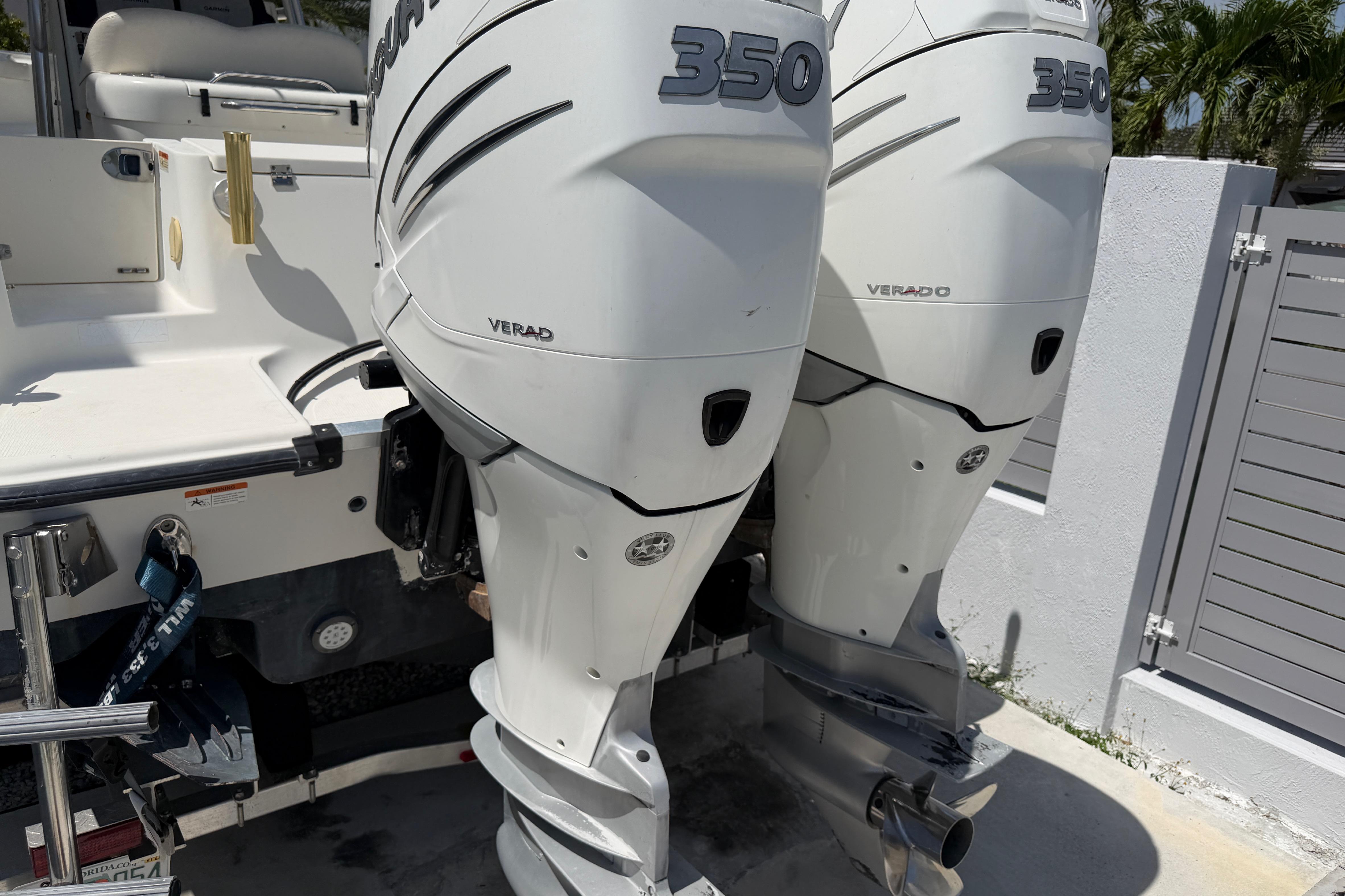 Twin 350 Verado engines on a 2008 Hydra-Sports Vector 2900 CC boat.