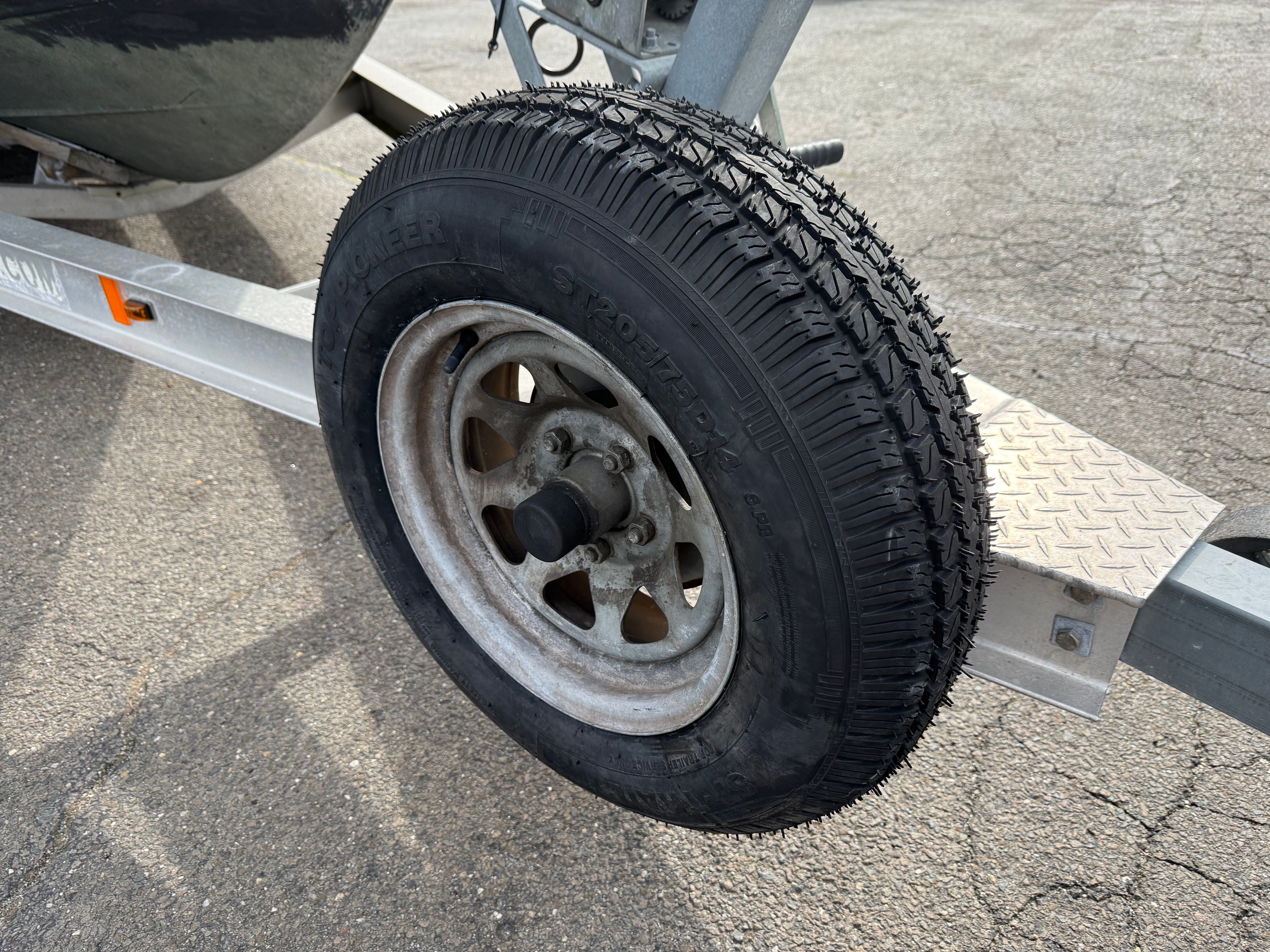 Close-up of a trailer tire, Hydra-Sports Vector 2200 VX, 2008.