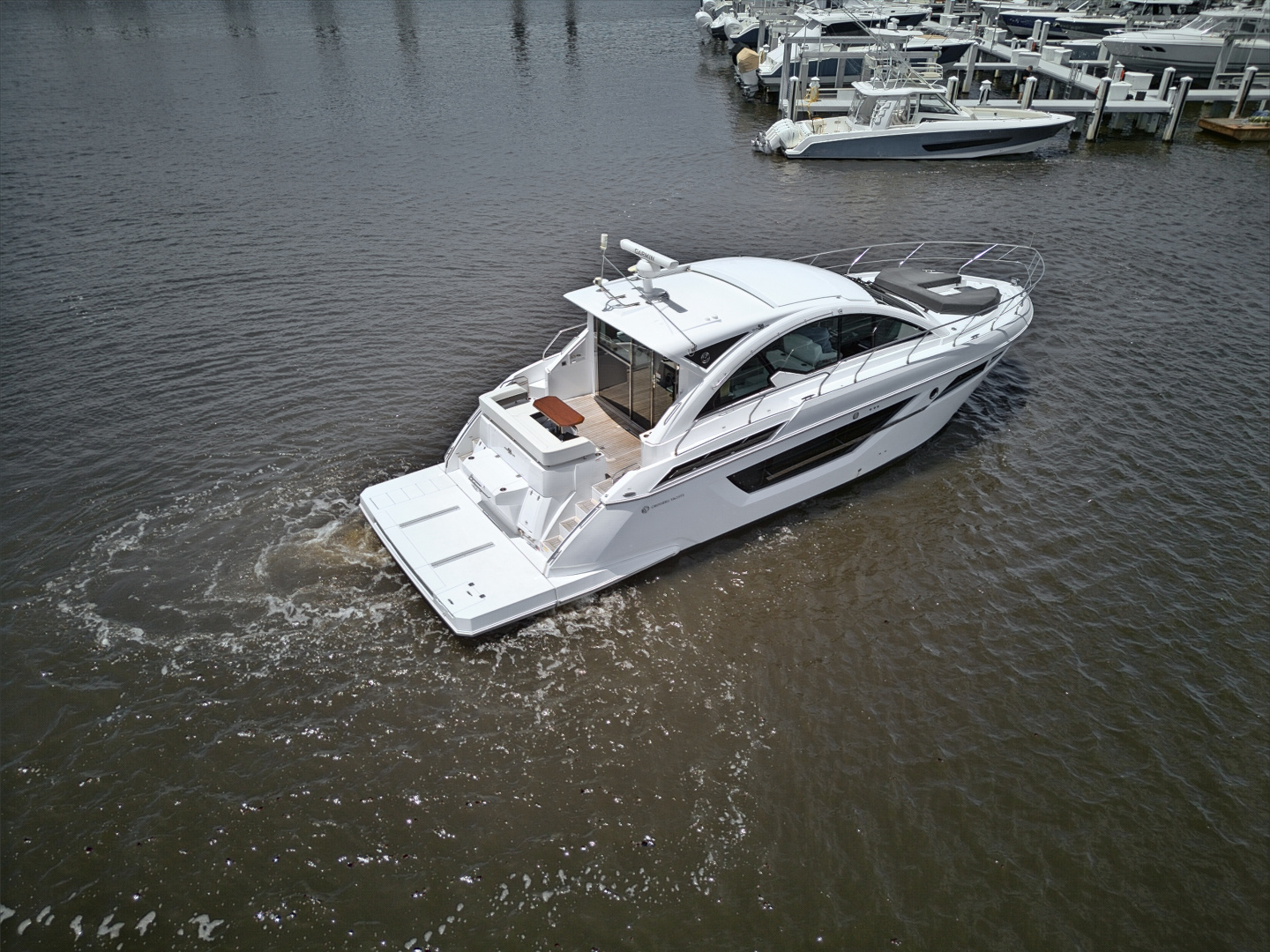 2023 Cruisers Yachts 50 CANTIUS - Image 5