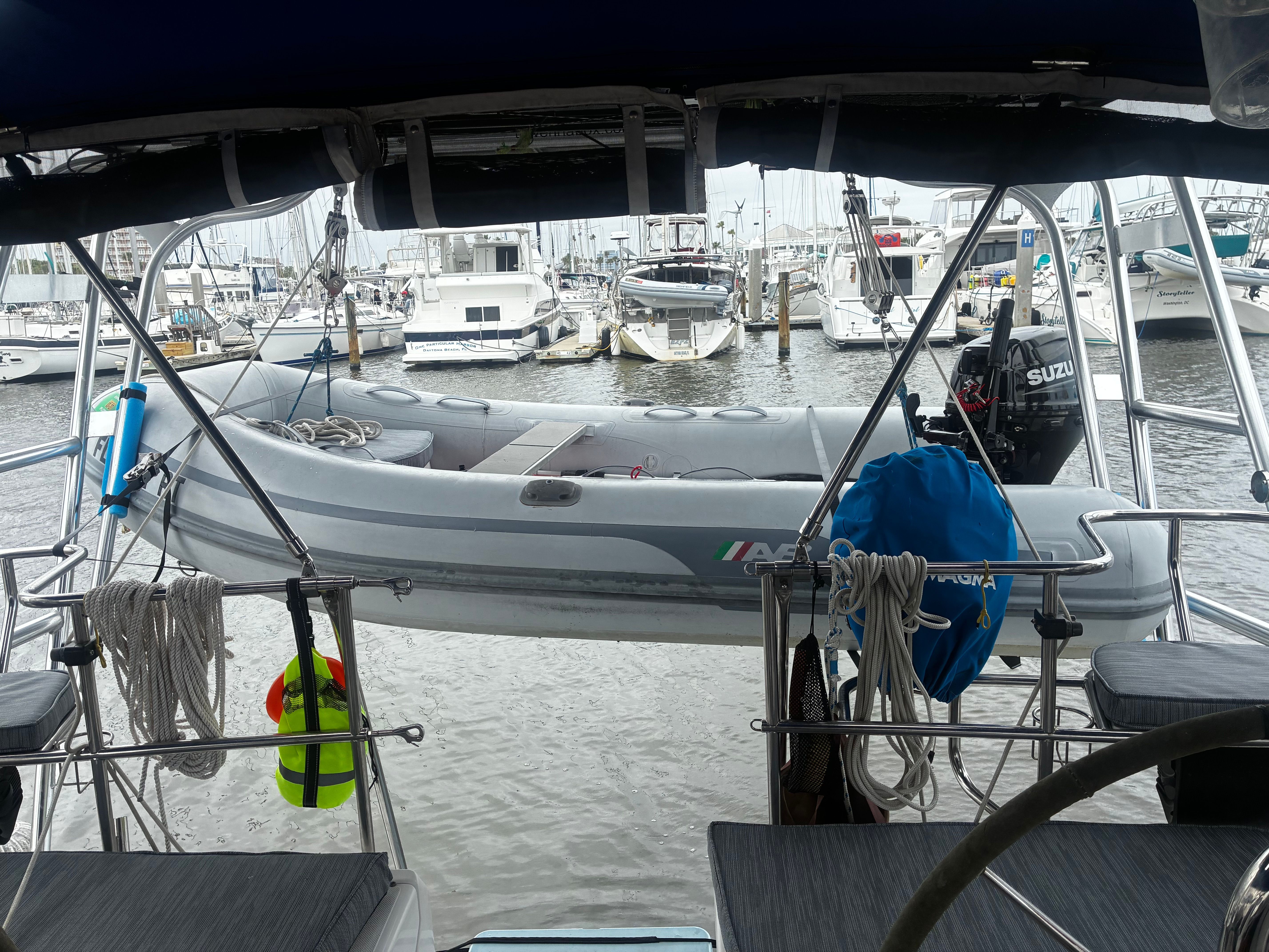 2011 Catalina 445 - 12