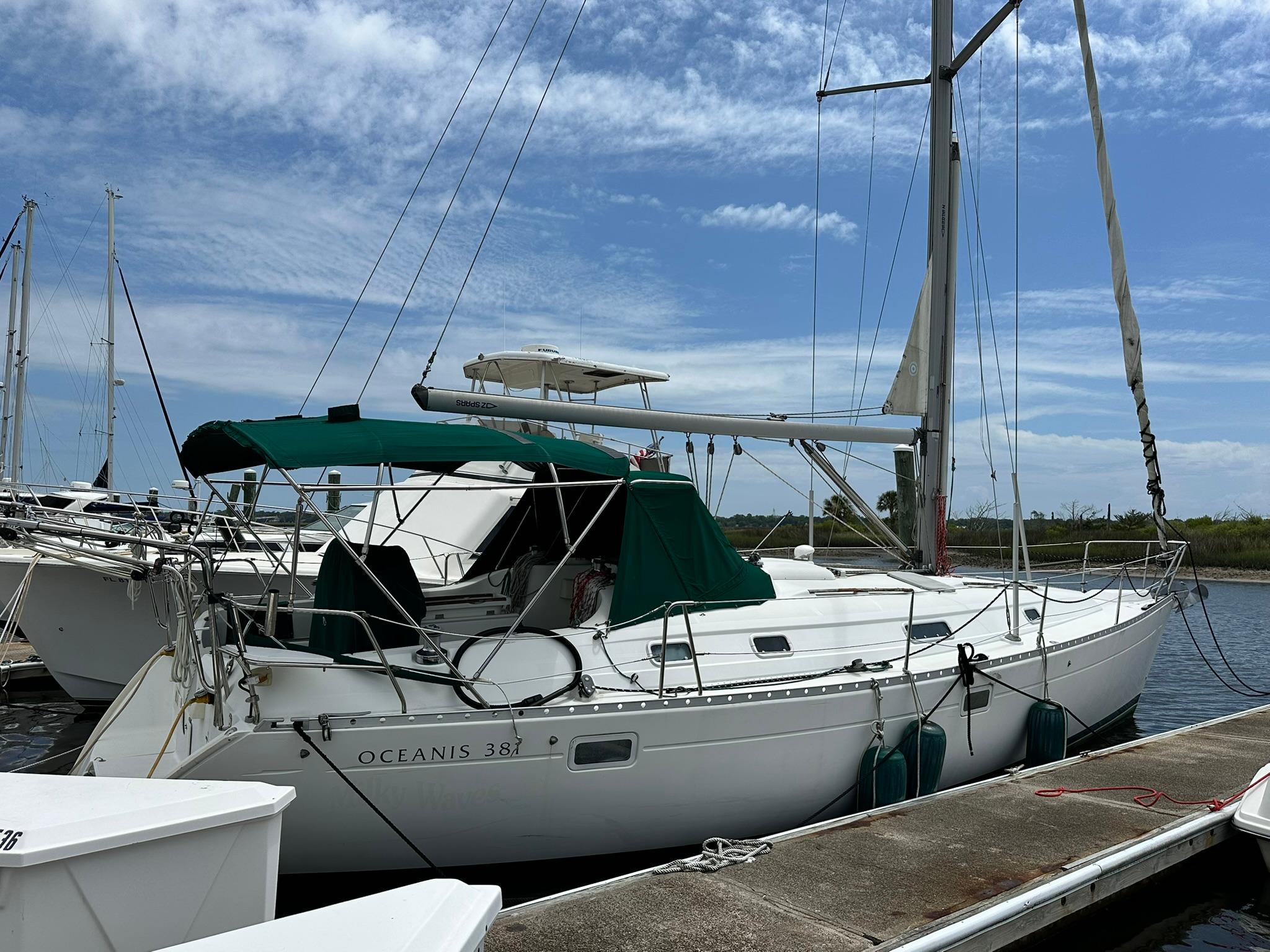 1998 Beneteau 381