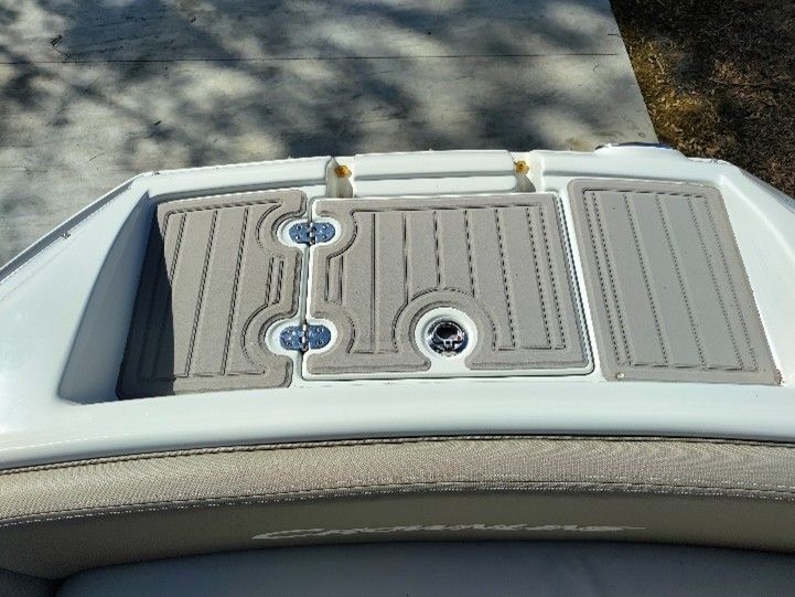 2018 Crownline Eclipse E23 XS - 21